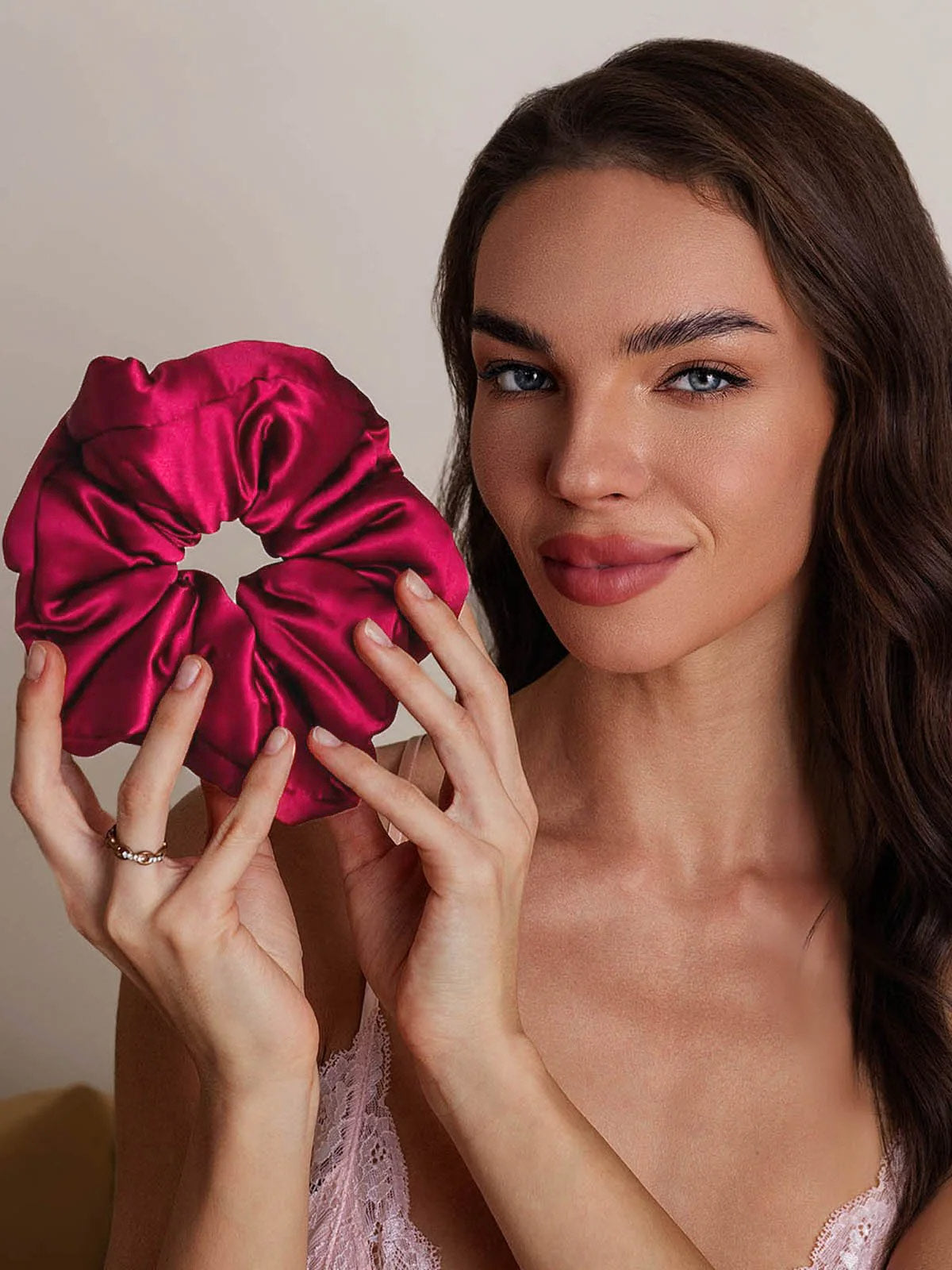 [Vin] SilkSilky-NO Silke Scrunchie 001