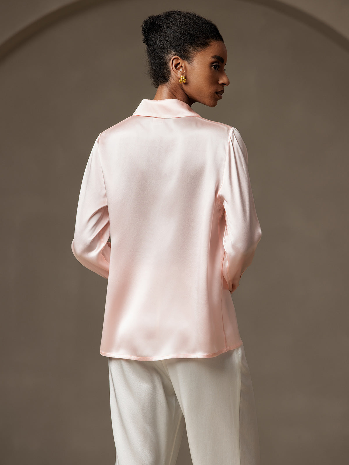 [Rosa] SilkSilky-NO 19Momme Silke Lapel Collar Skjorte for Kvinner 002