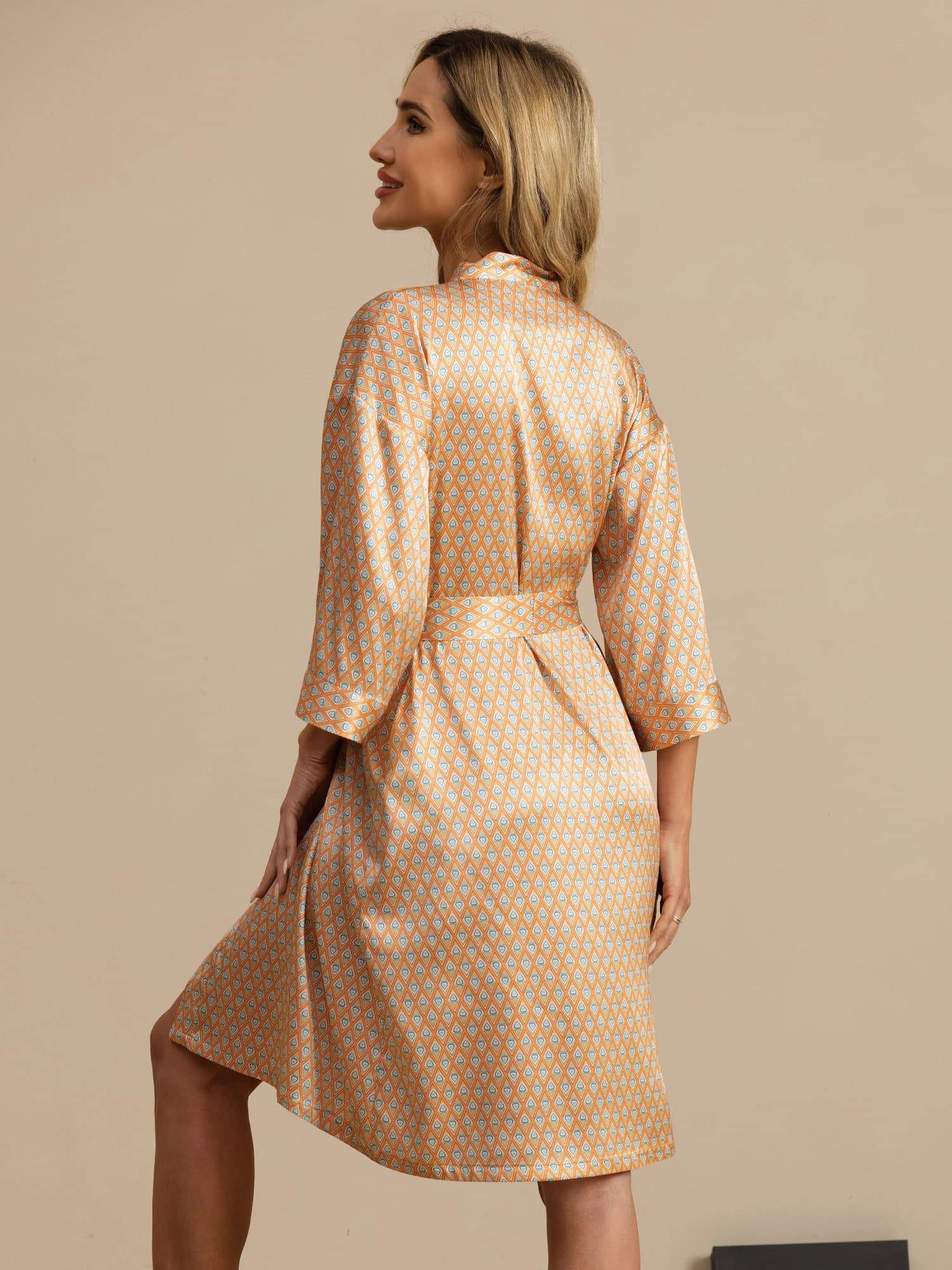 [GulHjerteGeo] SilkSilky-NO 3/4 erme V Hals Morgenkåpe for Kvinner 002