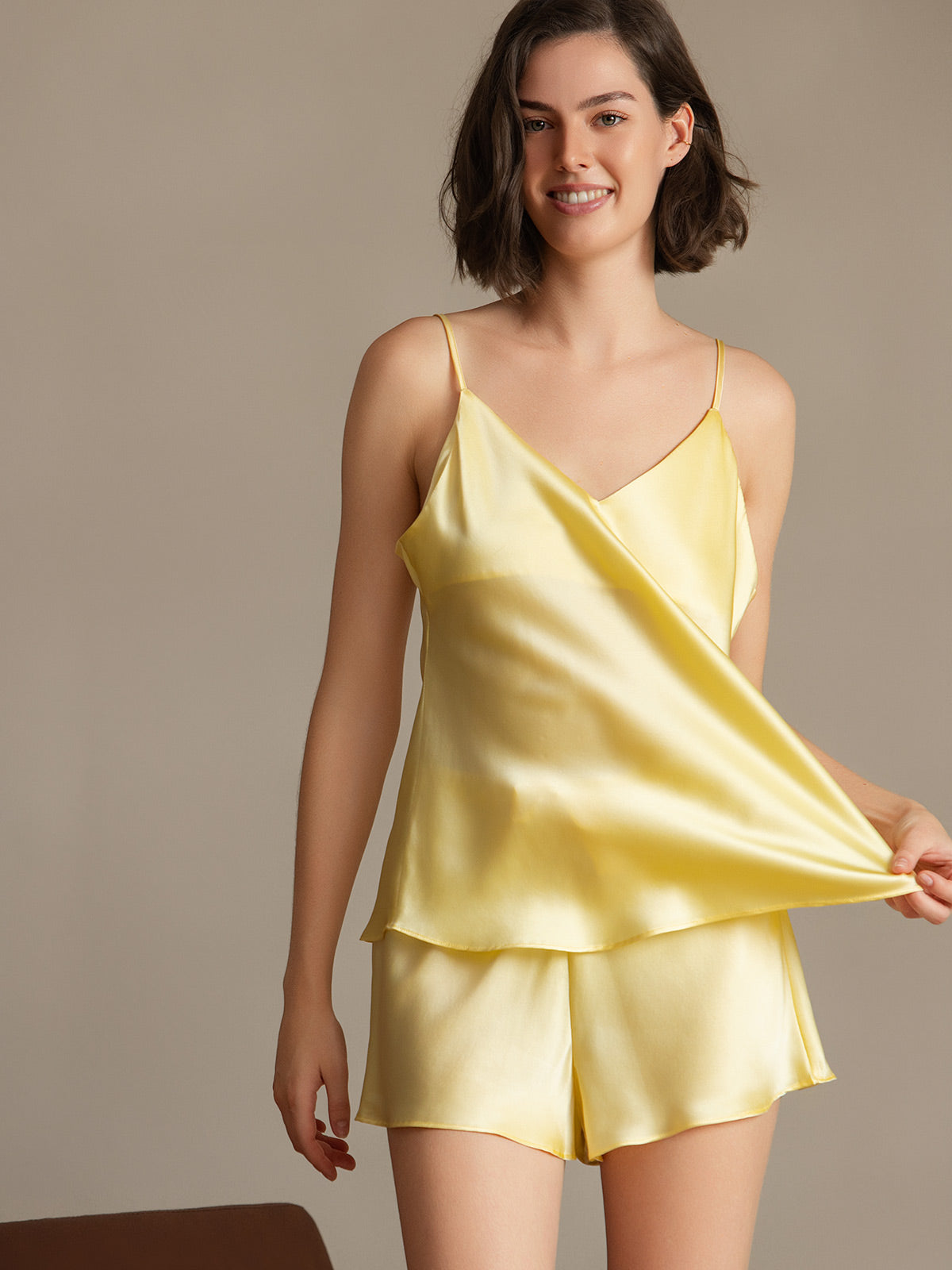 [Lys Gul] SilkSilky-NO V-Hals Camisole sett 001