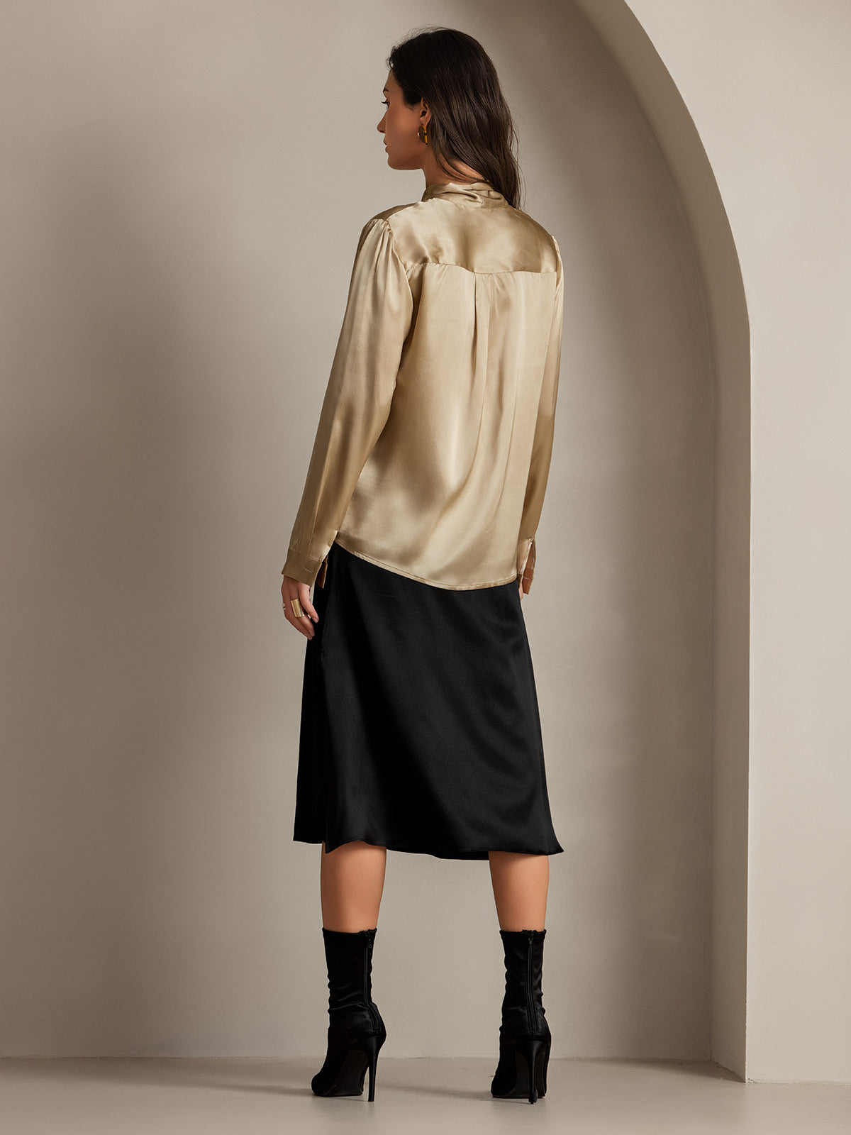 [Champagne] SilkSilky-NO 19Momme Silke Long Sleeve Tie Neck Skjorte for Kvinner 002