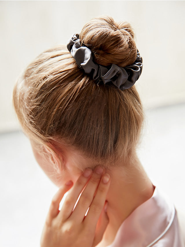 [Svart] SilkSilky-NO 19Momme Scrunchie 005