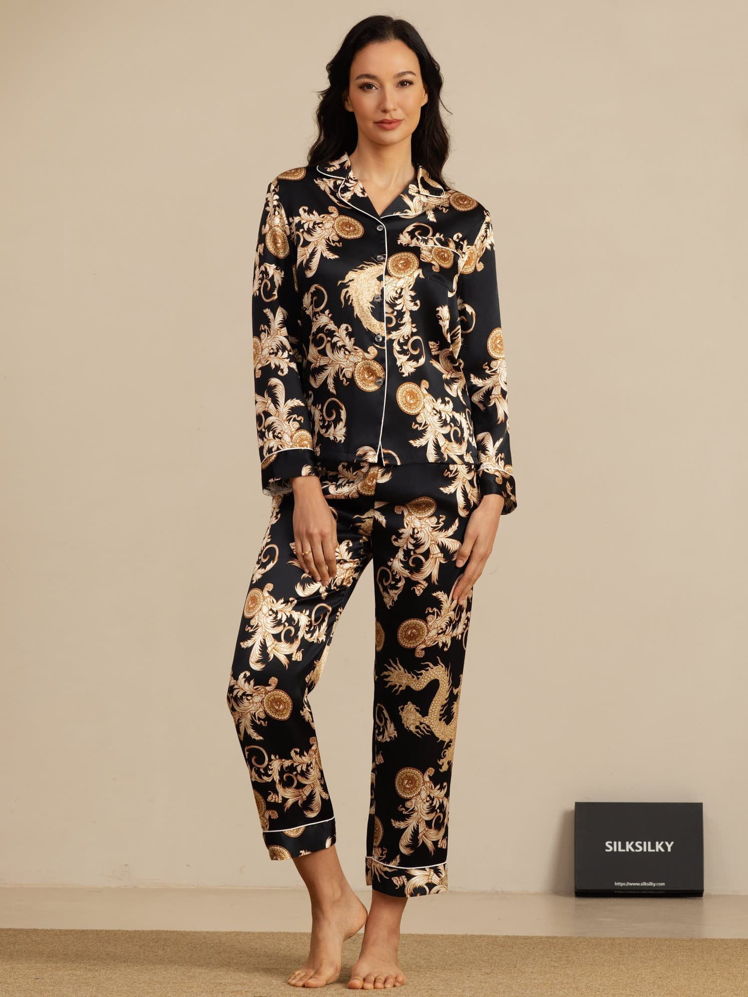 [Svart Drage] SilkSilky-NO Langermet Notchkrage Pyjamas for Kvinner 007