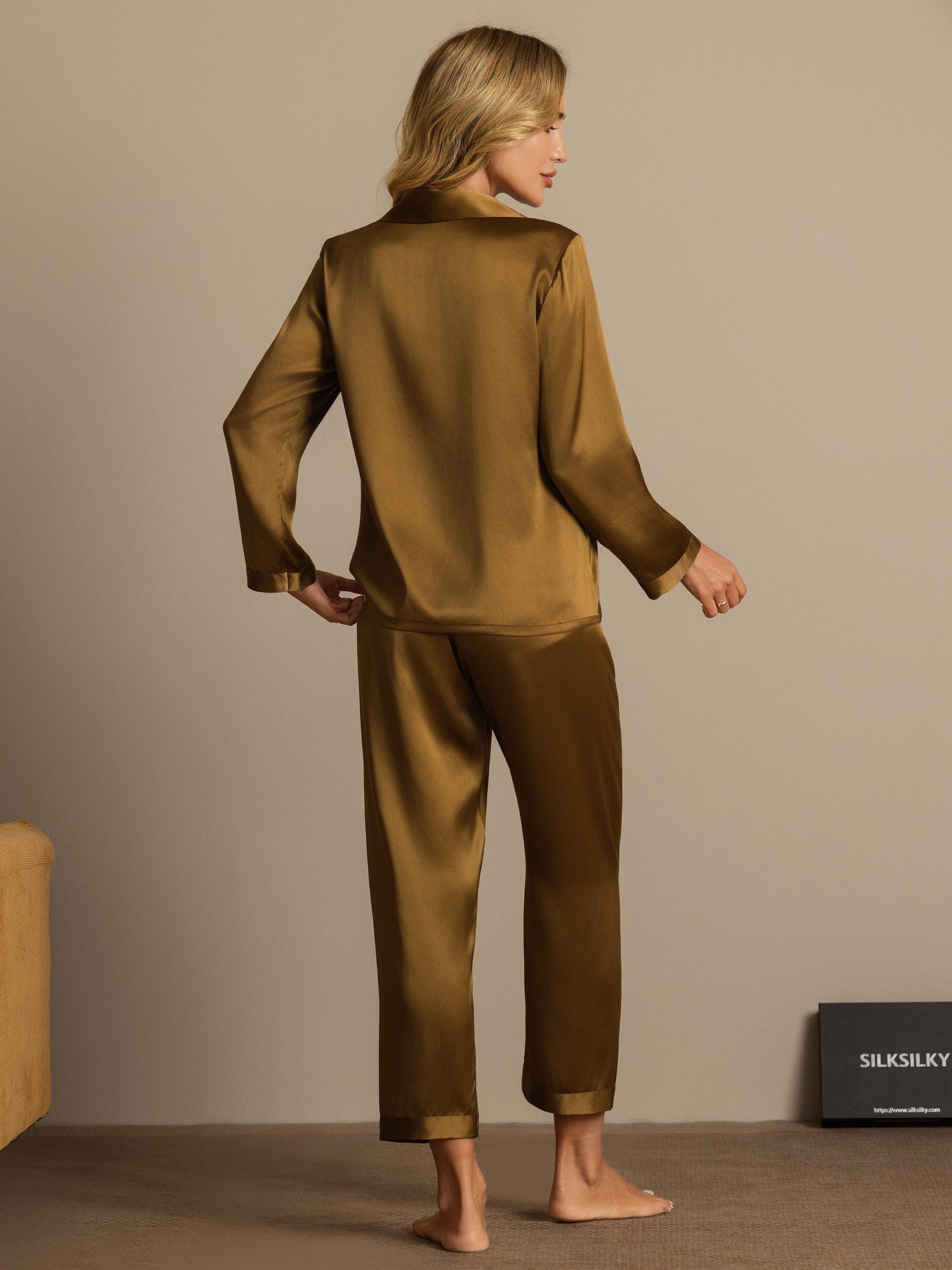 [Brun] SilkSilky-NO Womens Pajamas 002,