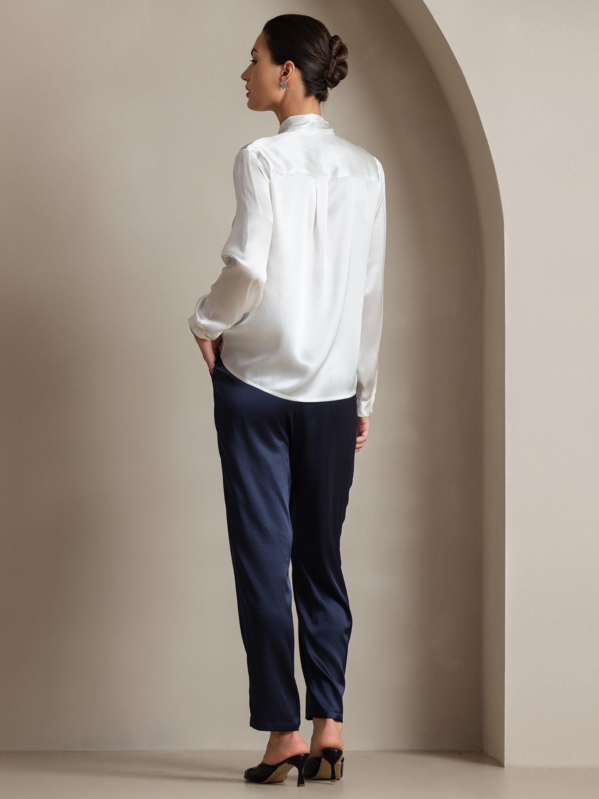 [Hvit] SilkSilky-NO Long Sleeve Tie Neck Damebluser 002