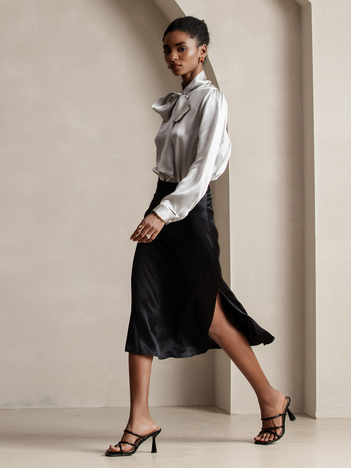 [Lysegrå] SilkSilky-NO 19Momme Silke Long Sleeve Tie Neck Skjorte for Kvinner 006