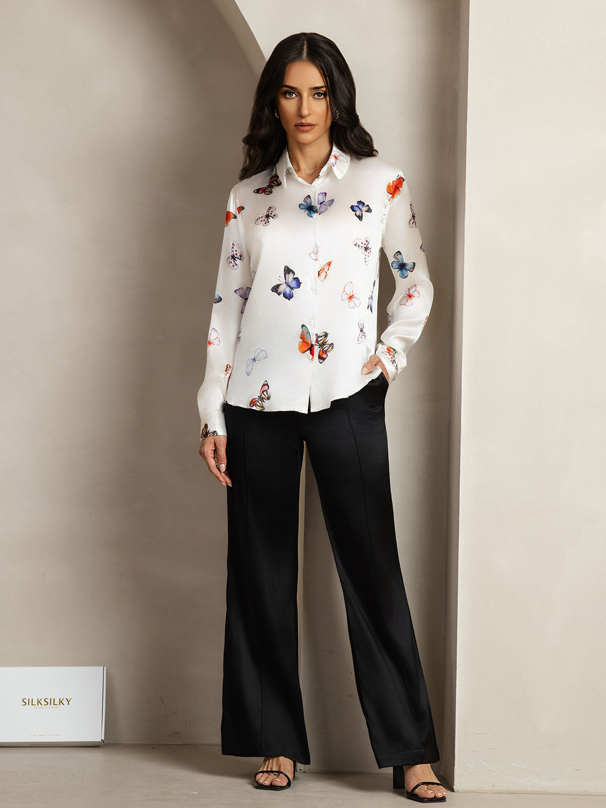 [Hvit Sommerfugl] SilkSilky-NO Silke Lapel Collar Skjorte for Kvinner 003