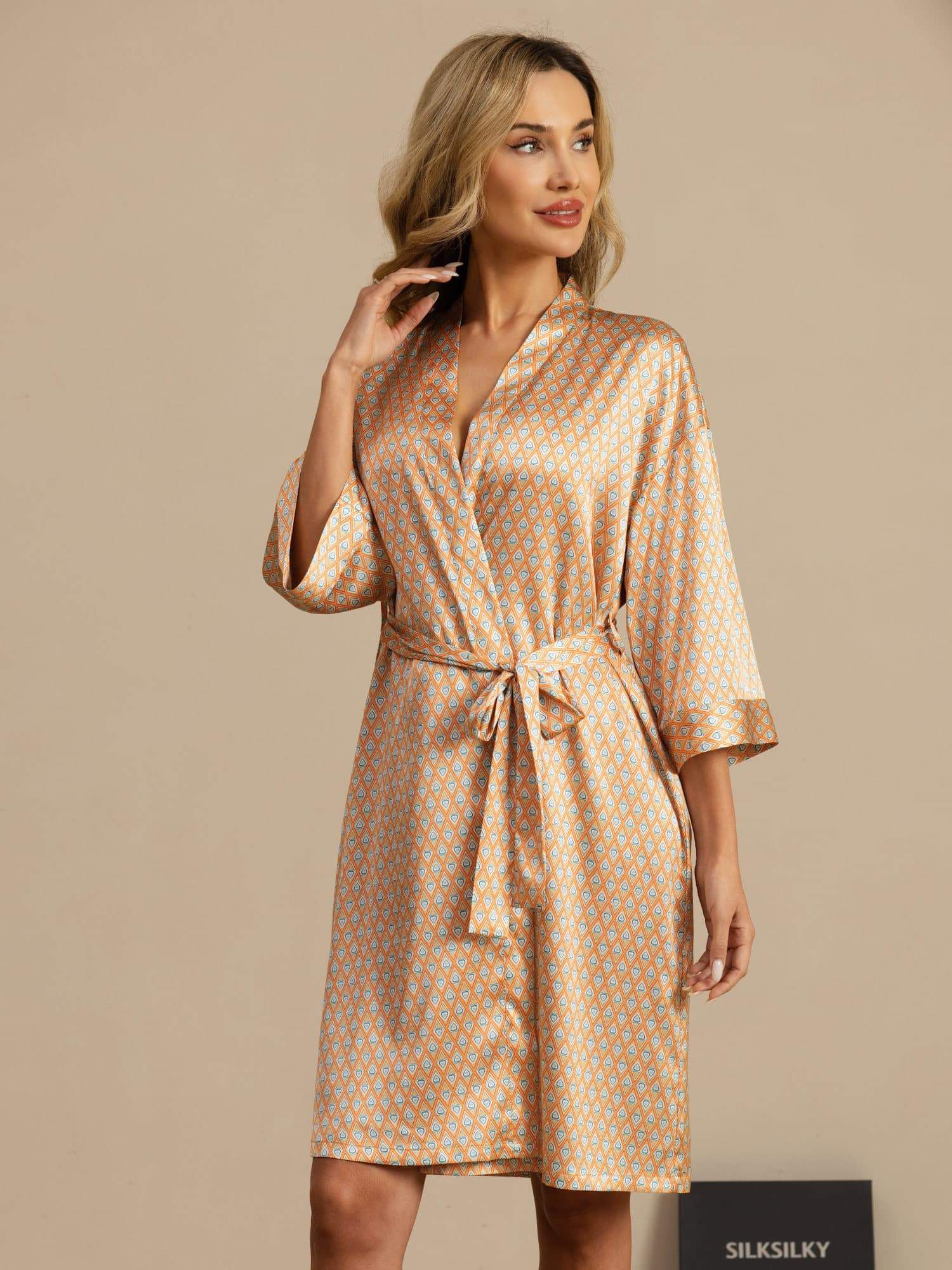 [GulHjerteGeo] SilkSilky-NO 3/4 erme V Hals Morgenkåpe for Kvinner 004