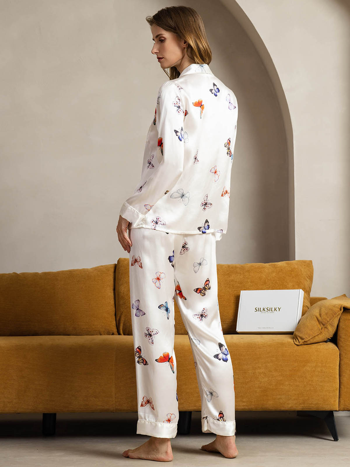 [Hvit Sommerfugl] SilkSilky-NO Womens Pajamas 002