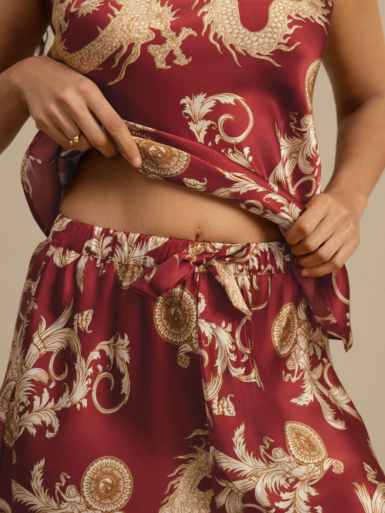 [Vinrød Drage] SilkSilky-NO Camisole sett 006