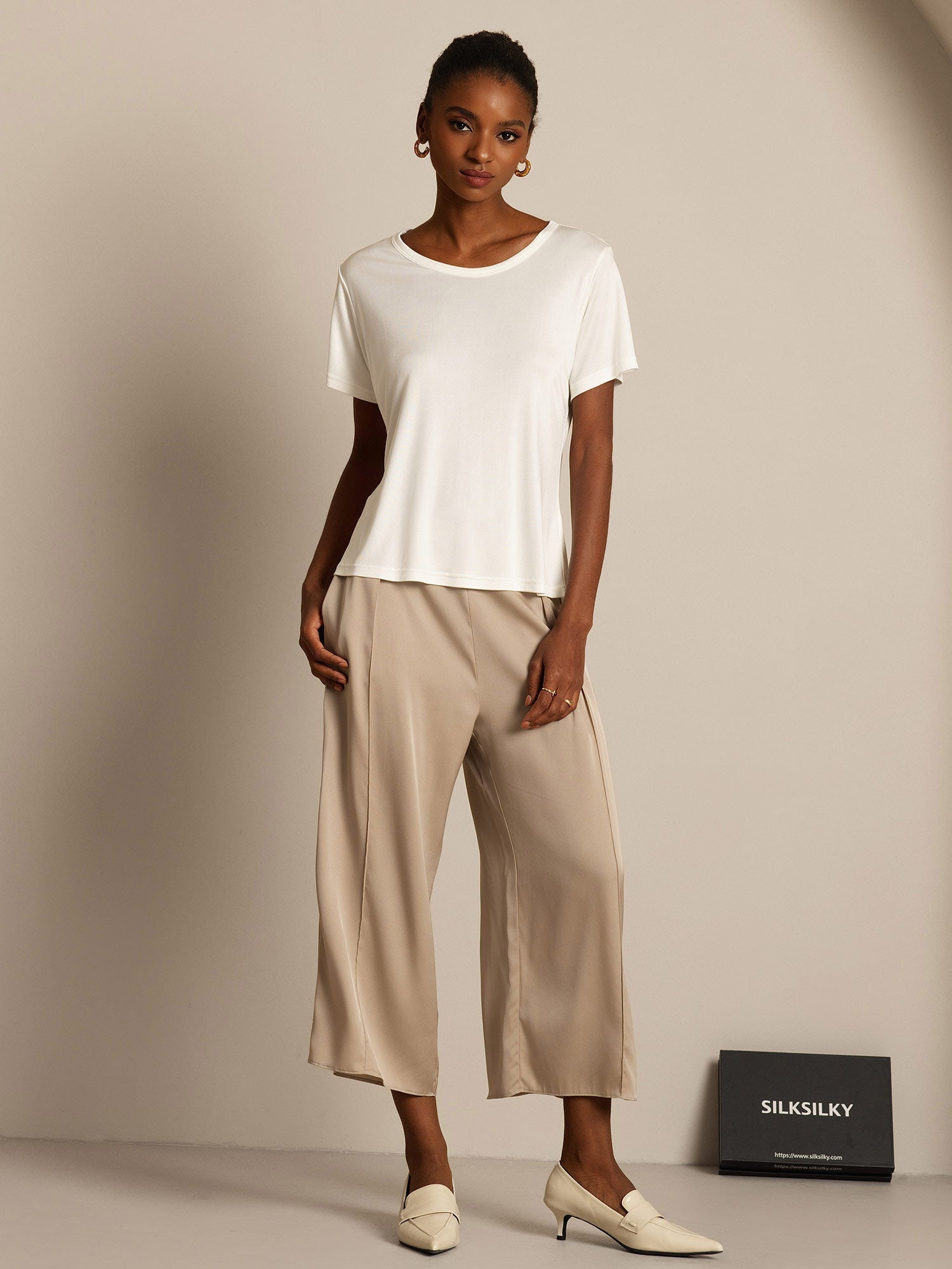 [Hvit] SilkSilky-NO Womens T-Shirt 006,