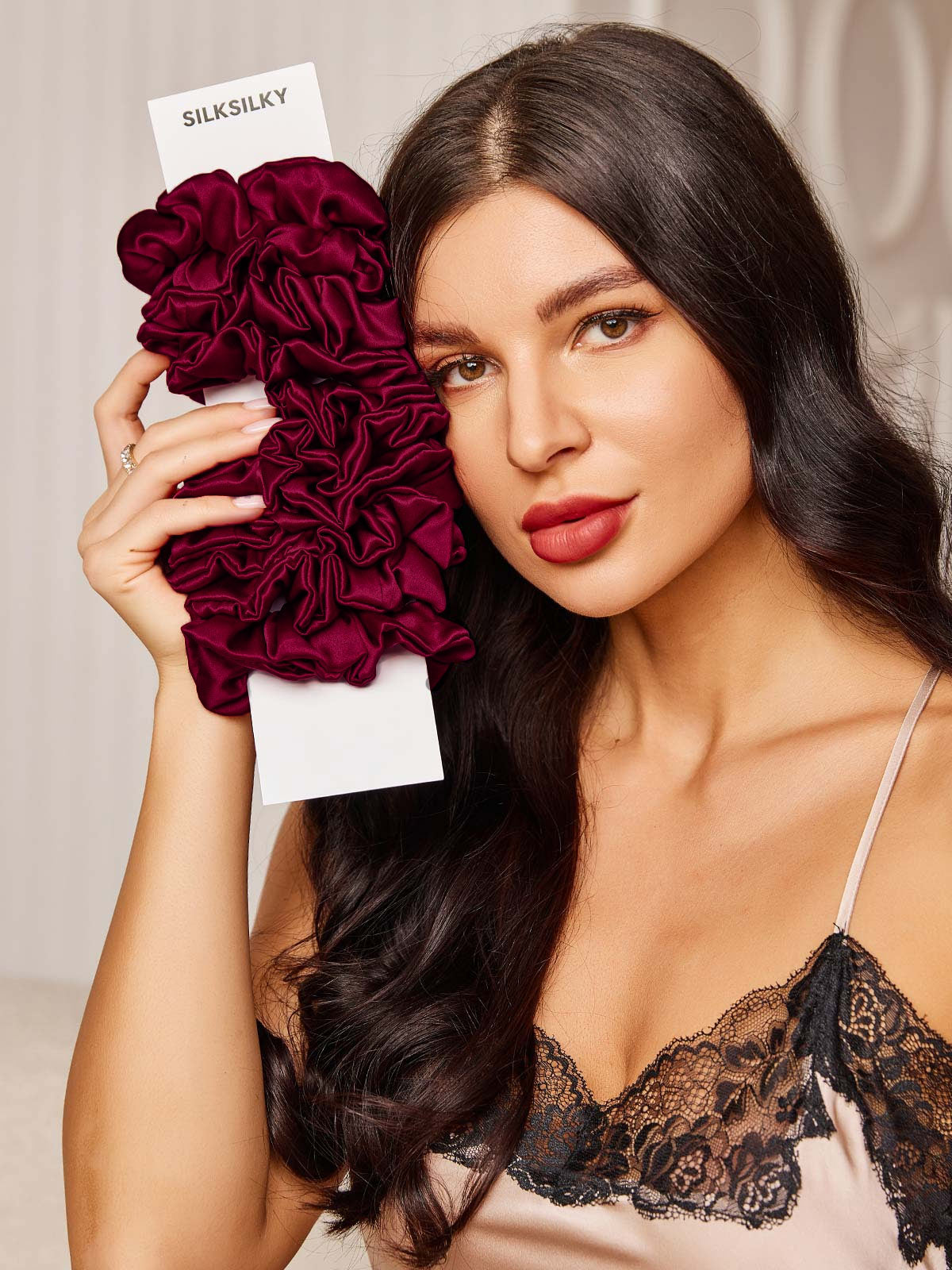 [Fuchsia] SilkSilky-NO 19Momme Scrunchie 001