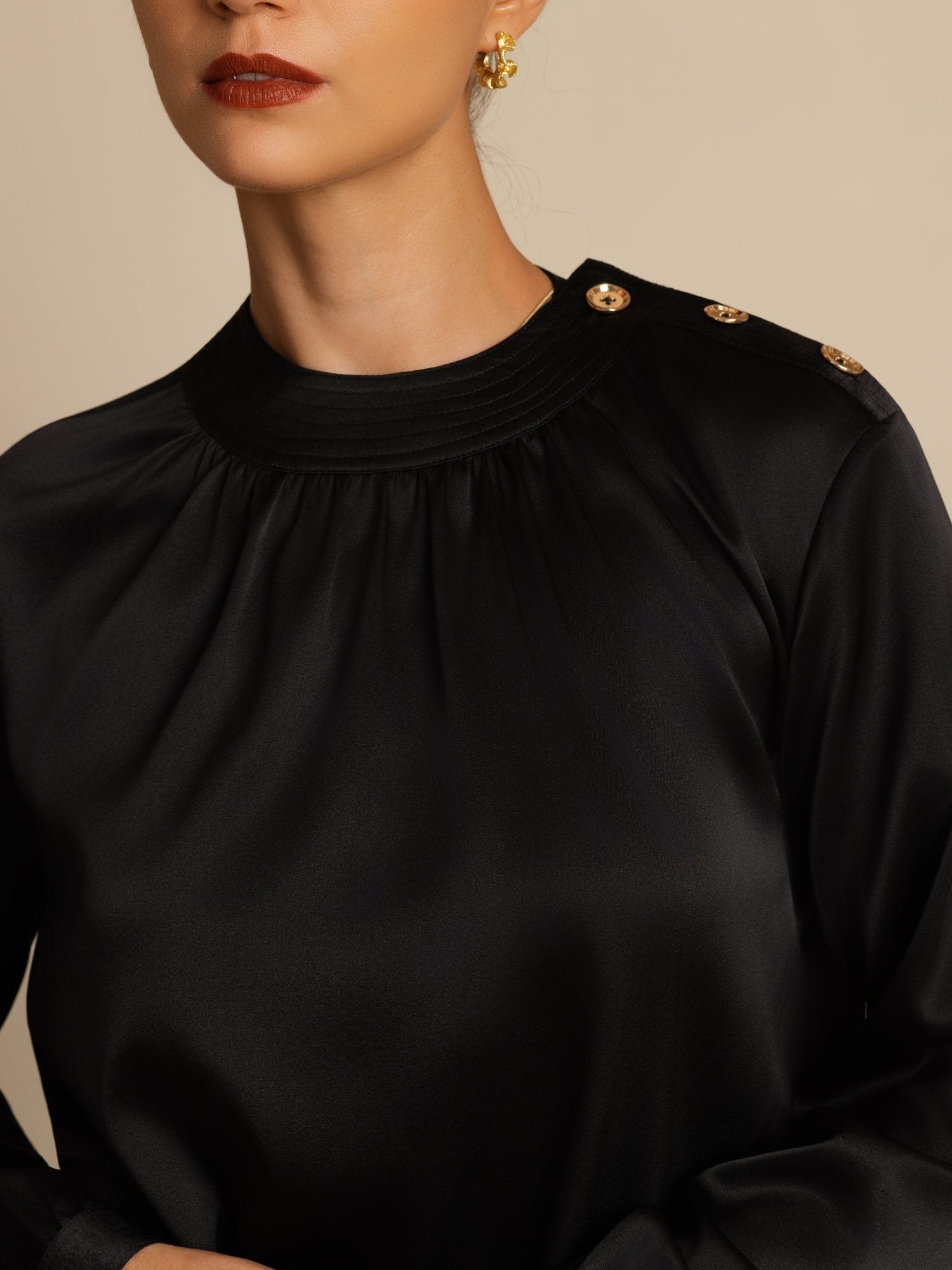 [Svart] SilkSilky-NO 19Momme Silke Langermet Rund Hals Bluse 005