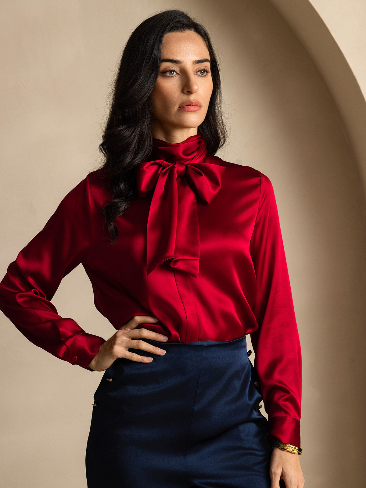 [Vin] SilkSilky-NO 19Momme Silke Long Sleeve Tie Neck Skjorte for Kvinner 001