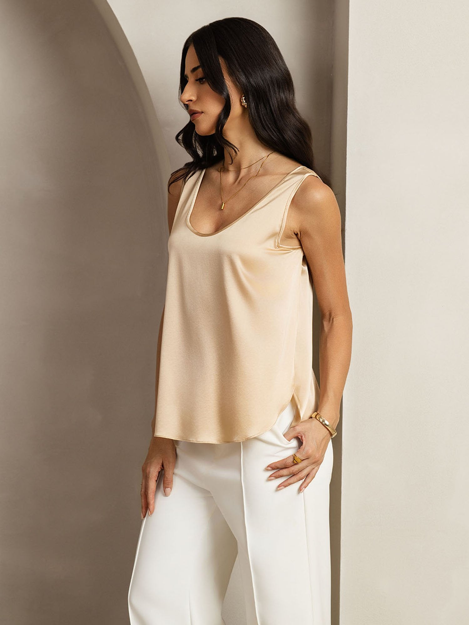 [Champagne] SilkSilky-NO 19Momme Silke U-hals T-skjorte for Kvinner 007