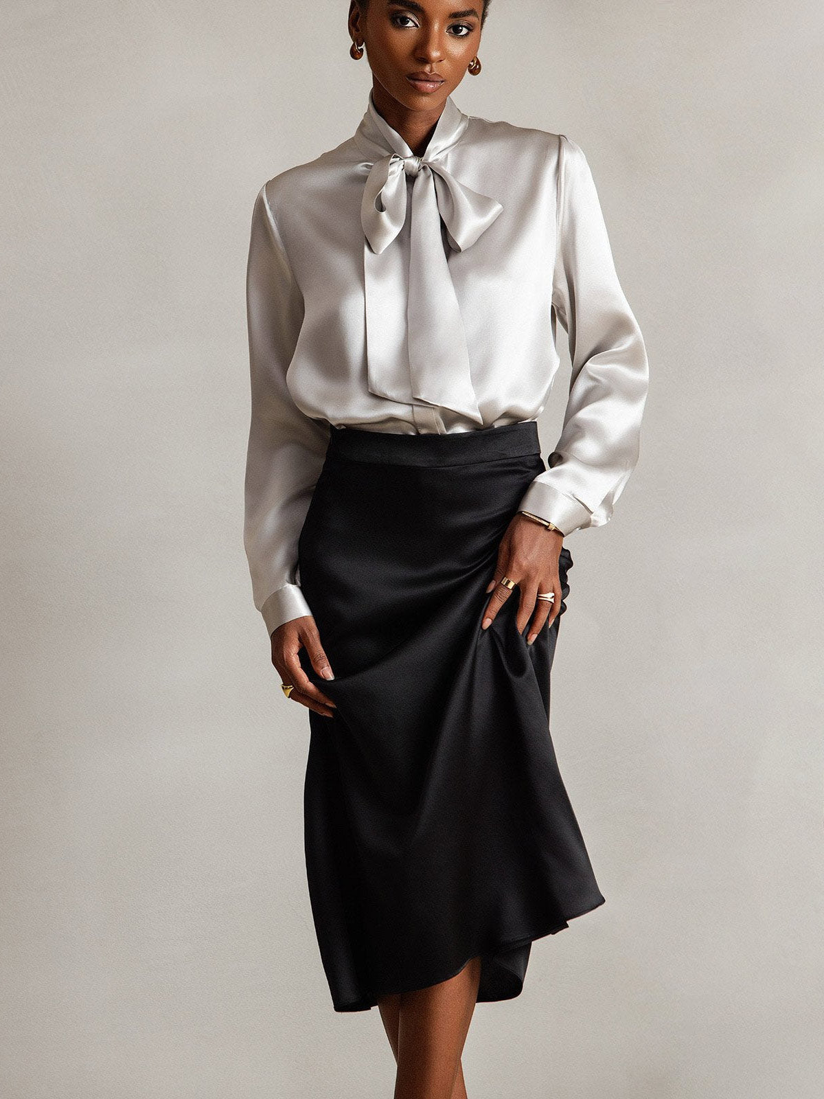 [Lysegrå] SilkSilky-NO 19Momme Silke Long Sleeve Tie Neck Skjorte for Kvinner 008