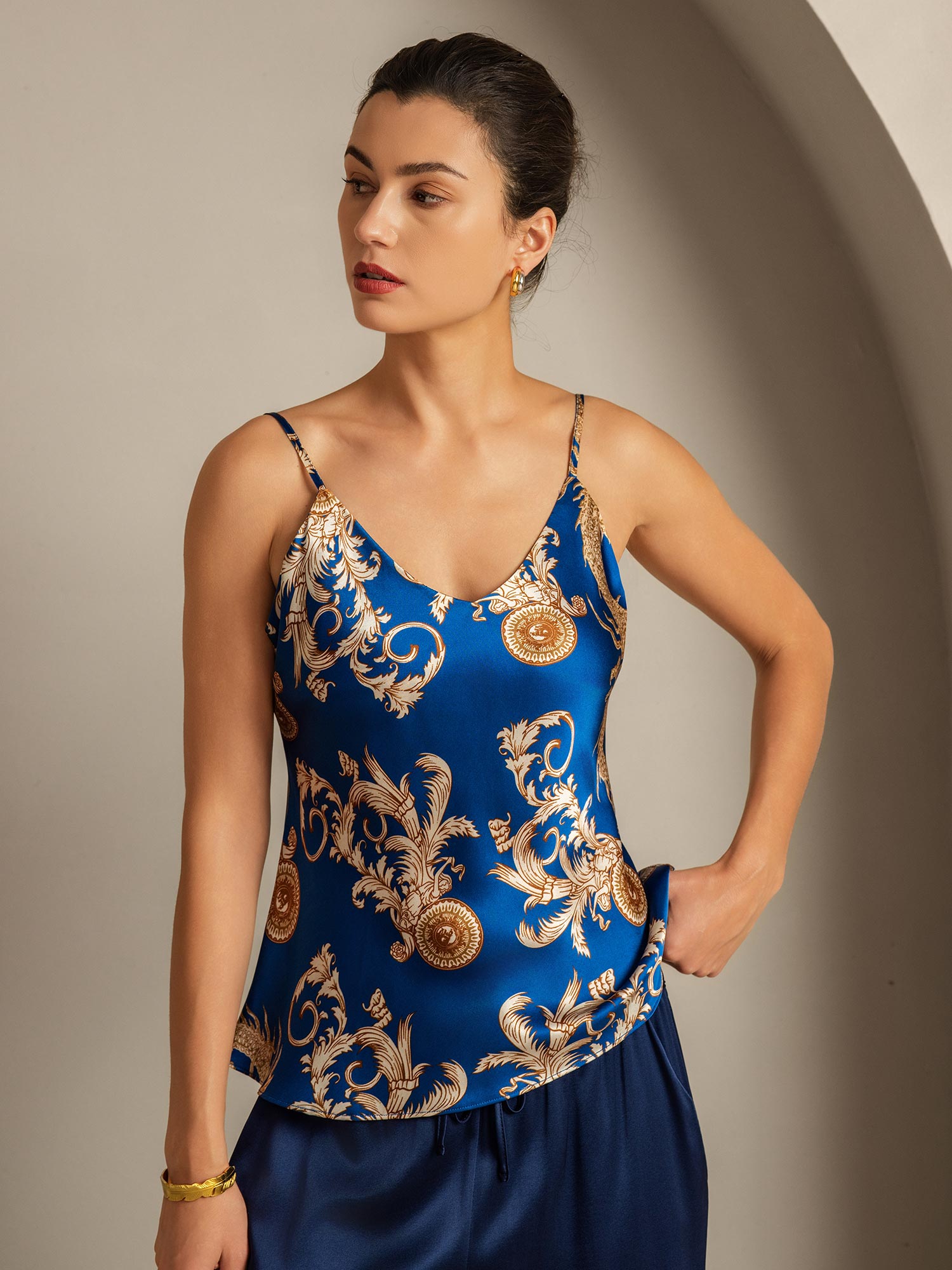 [Navy Drage] SilkSilky-NO V-Hals Camisole Topp 001