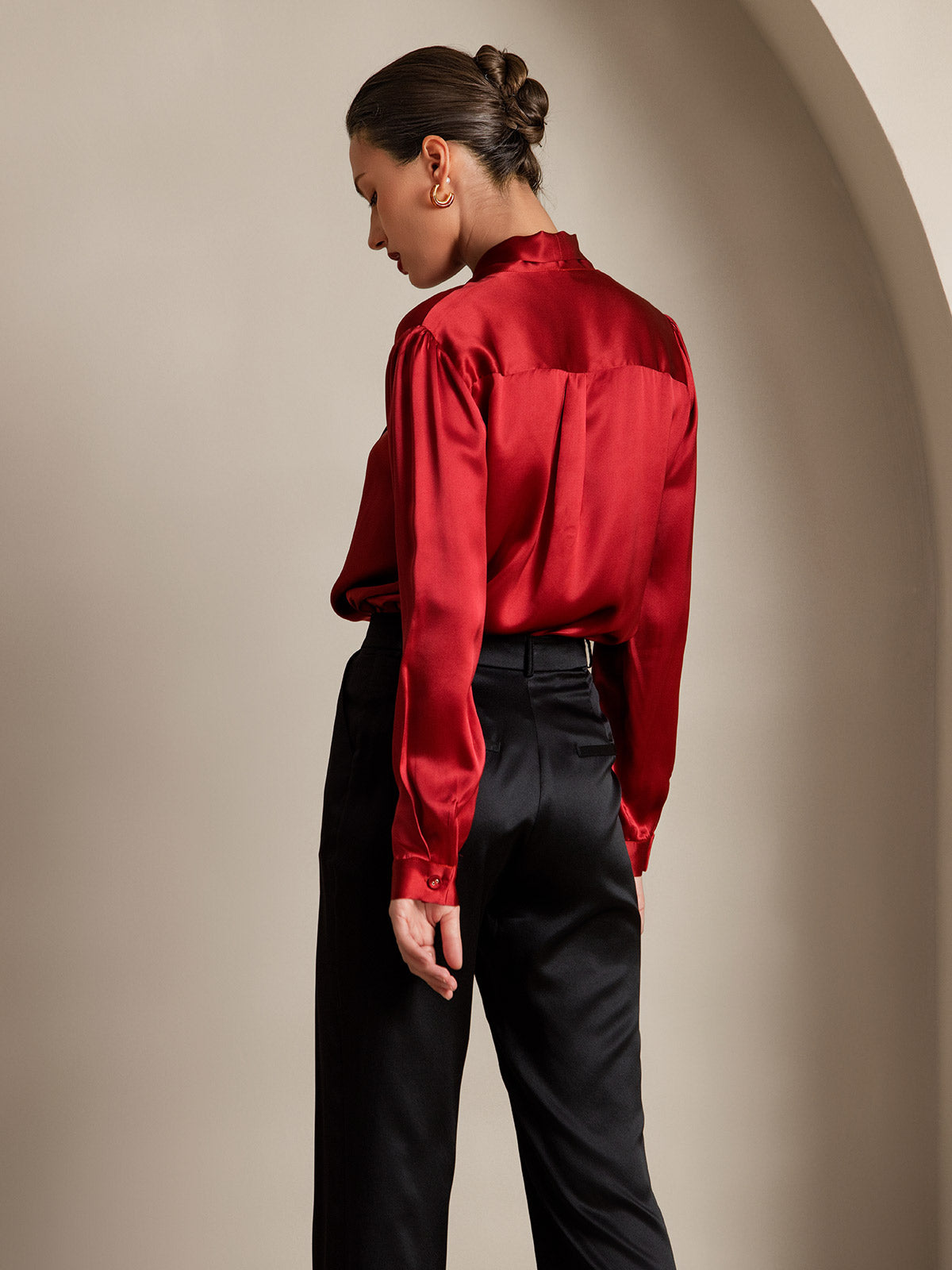 [Vin] SilkSilky-NO 19Momme Silke Long Sleeve Tie Neck Skjorte for Kvinner 002