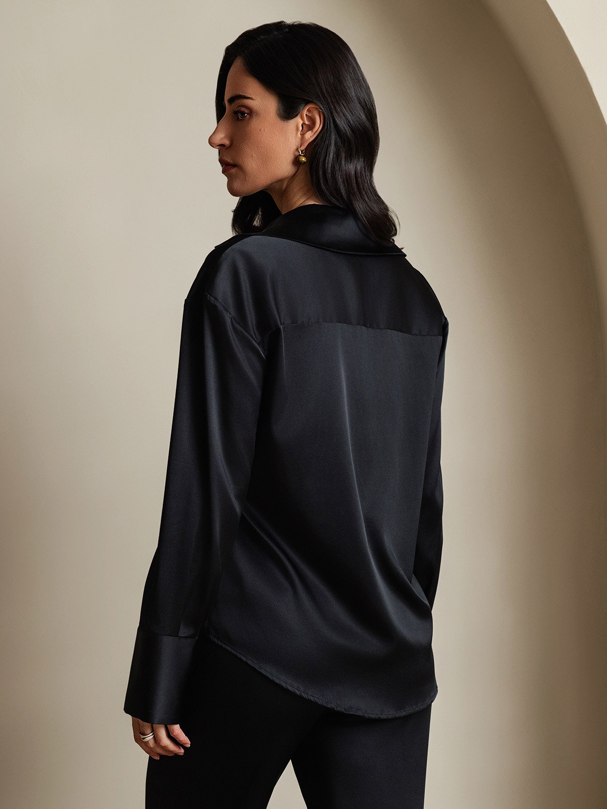 [Svart] SilkSilky-NO 19Momme Silke Notch Collar Skjorte for Kvinner 002