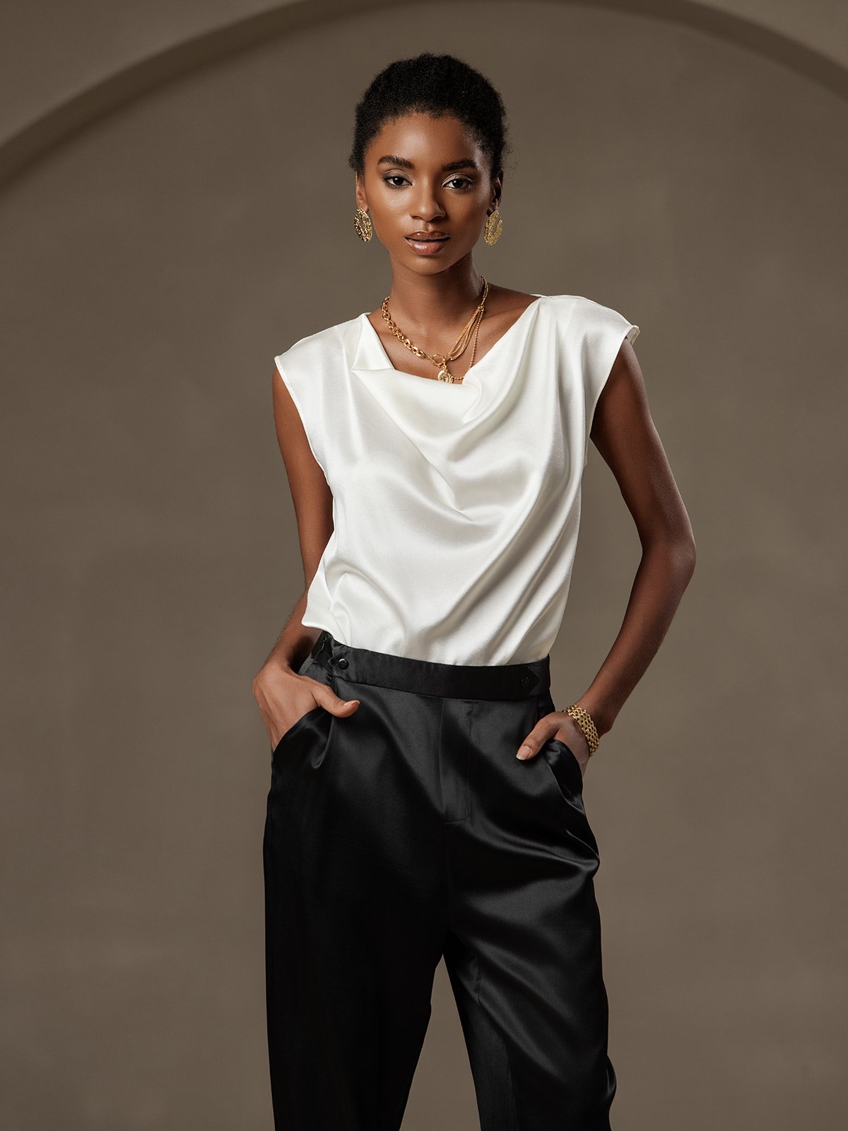 [Hvit] SilkSilky-NO 19Momme Silke Cowl Neck T-skjorte for Kvinner 003