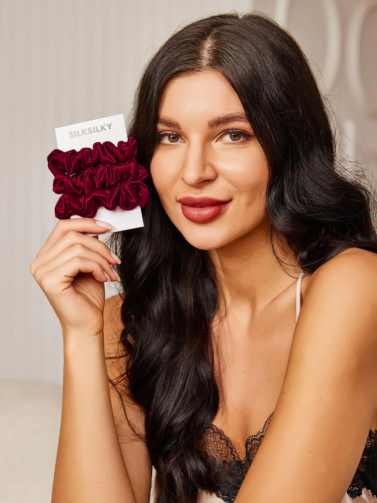 [Fuchsia] SilkSilky-NO 19Momme Scrunchie 002