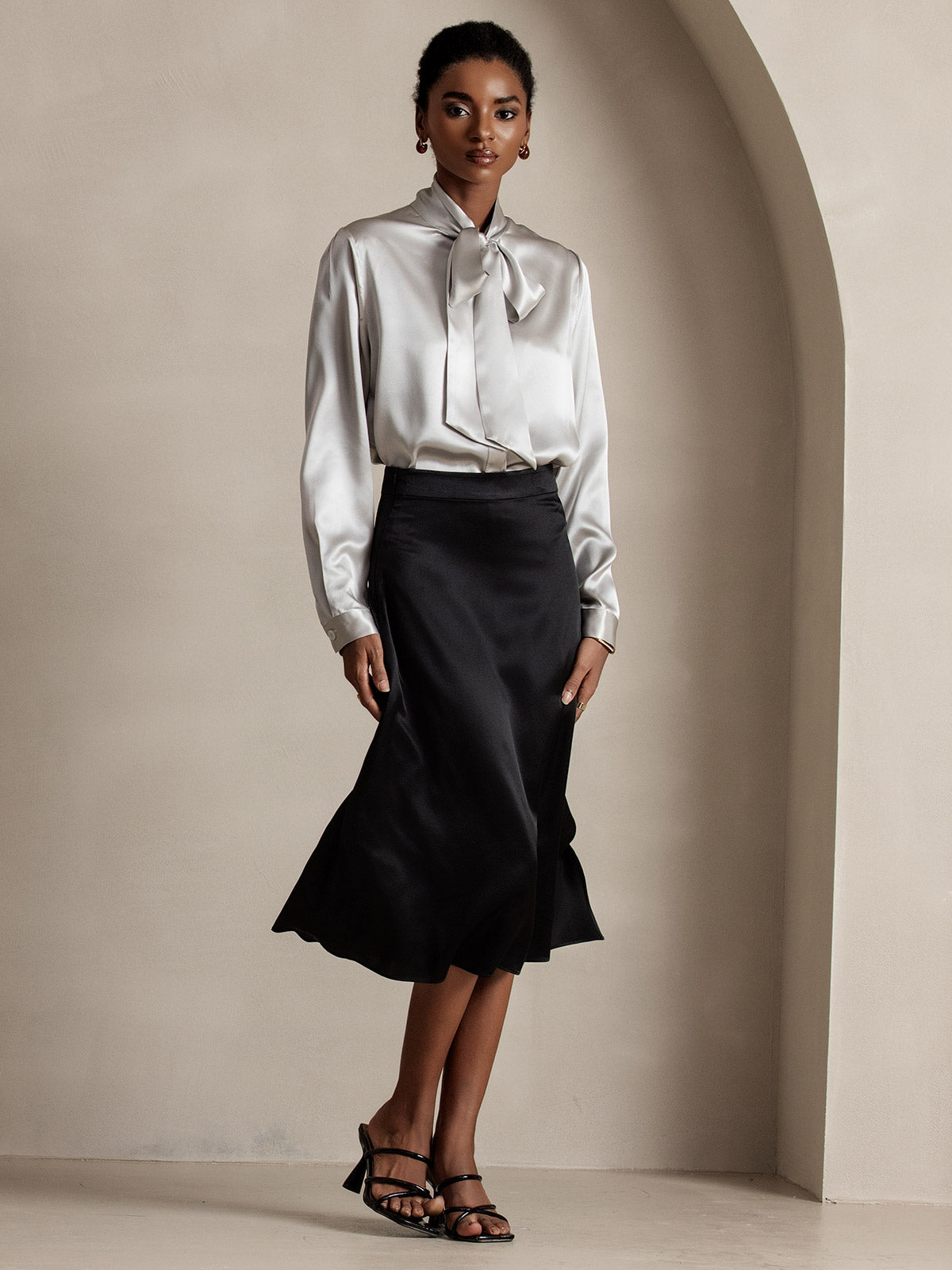 [Lysegrå] SilkSilky-NO 19Momme Silke Long Sleeve Tie Neck Skjorte for Kvinner 007