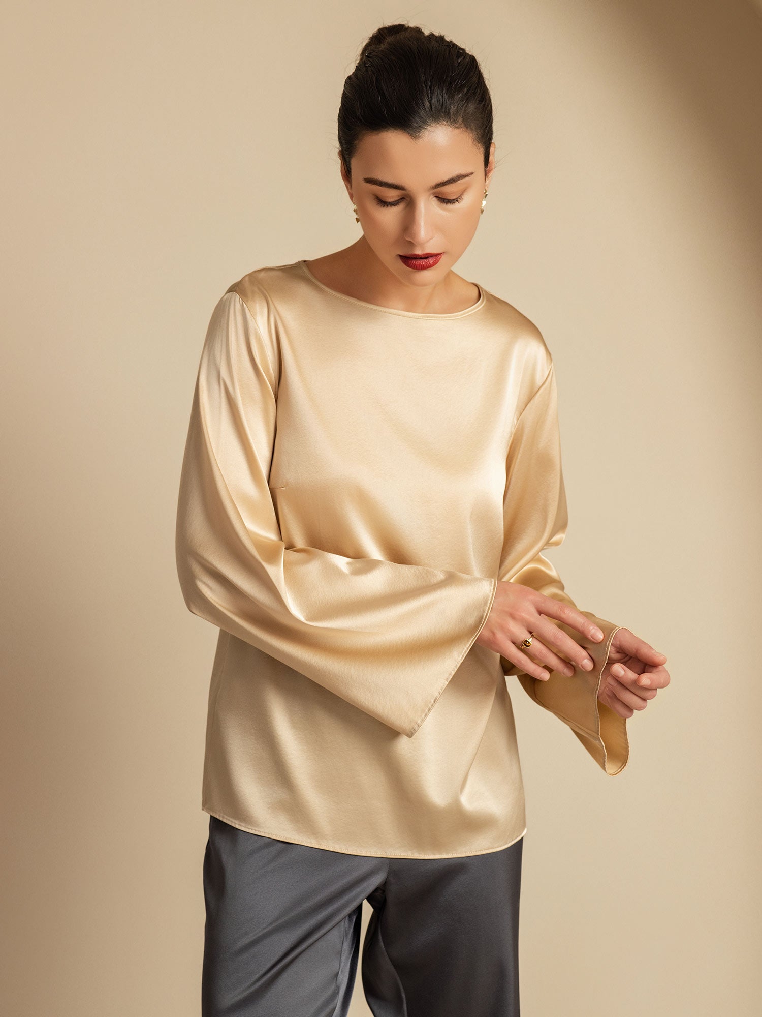 [Champagne] SilkSilky-NO 19Momme Silke Womens T-Shirt 003