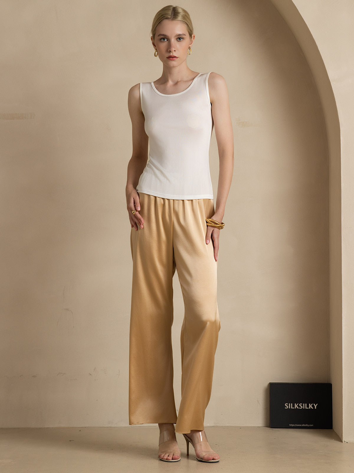 [Hvit] SilkSilky-NO Silk Knitted Sleeveless Round Neck T-skjorte for Kvinner 006
