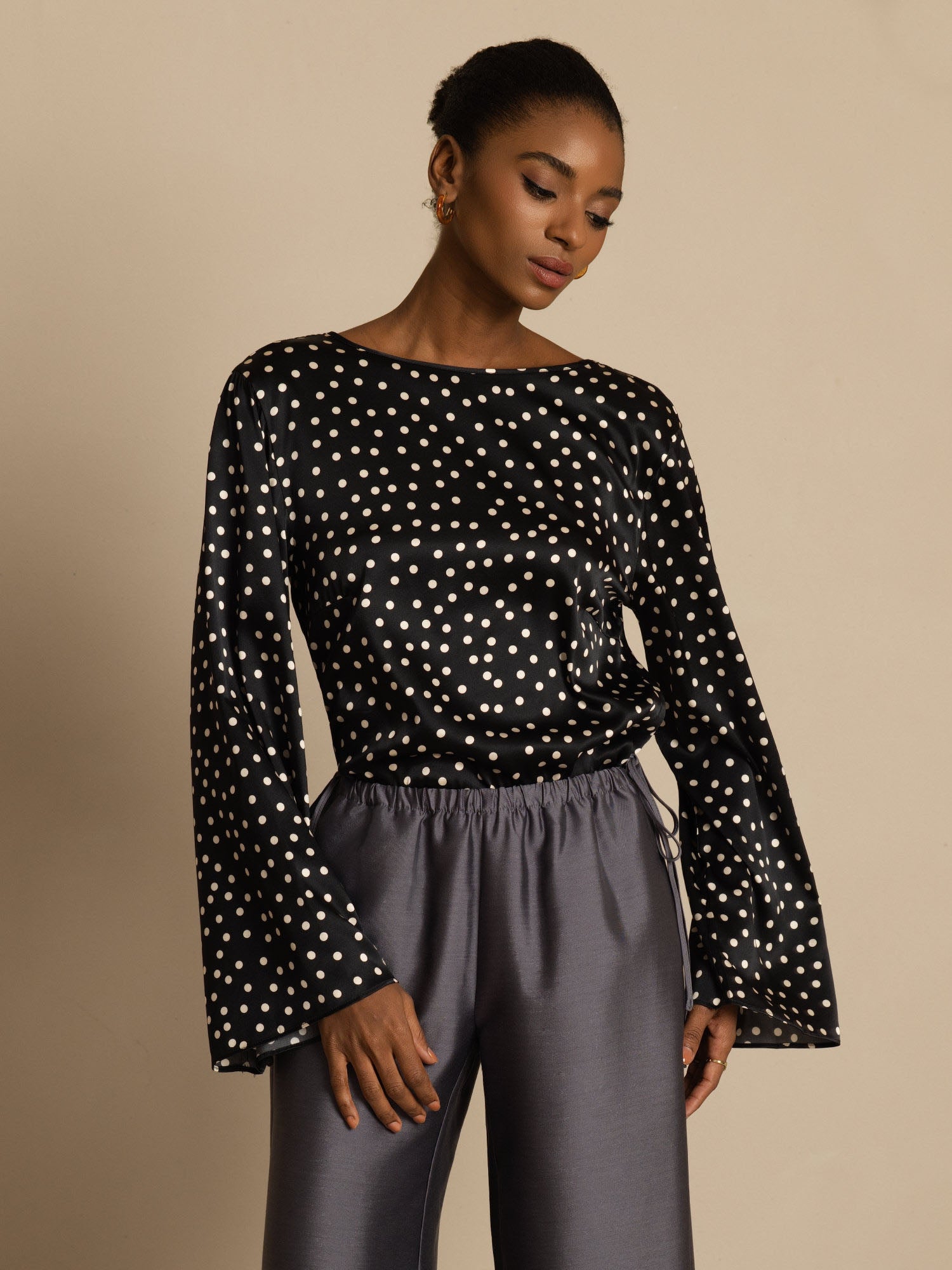 [Prikkete] SilkSilky-NO 19Momme Silke Bell Sleeve Blouse 004