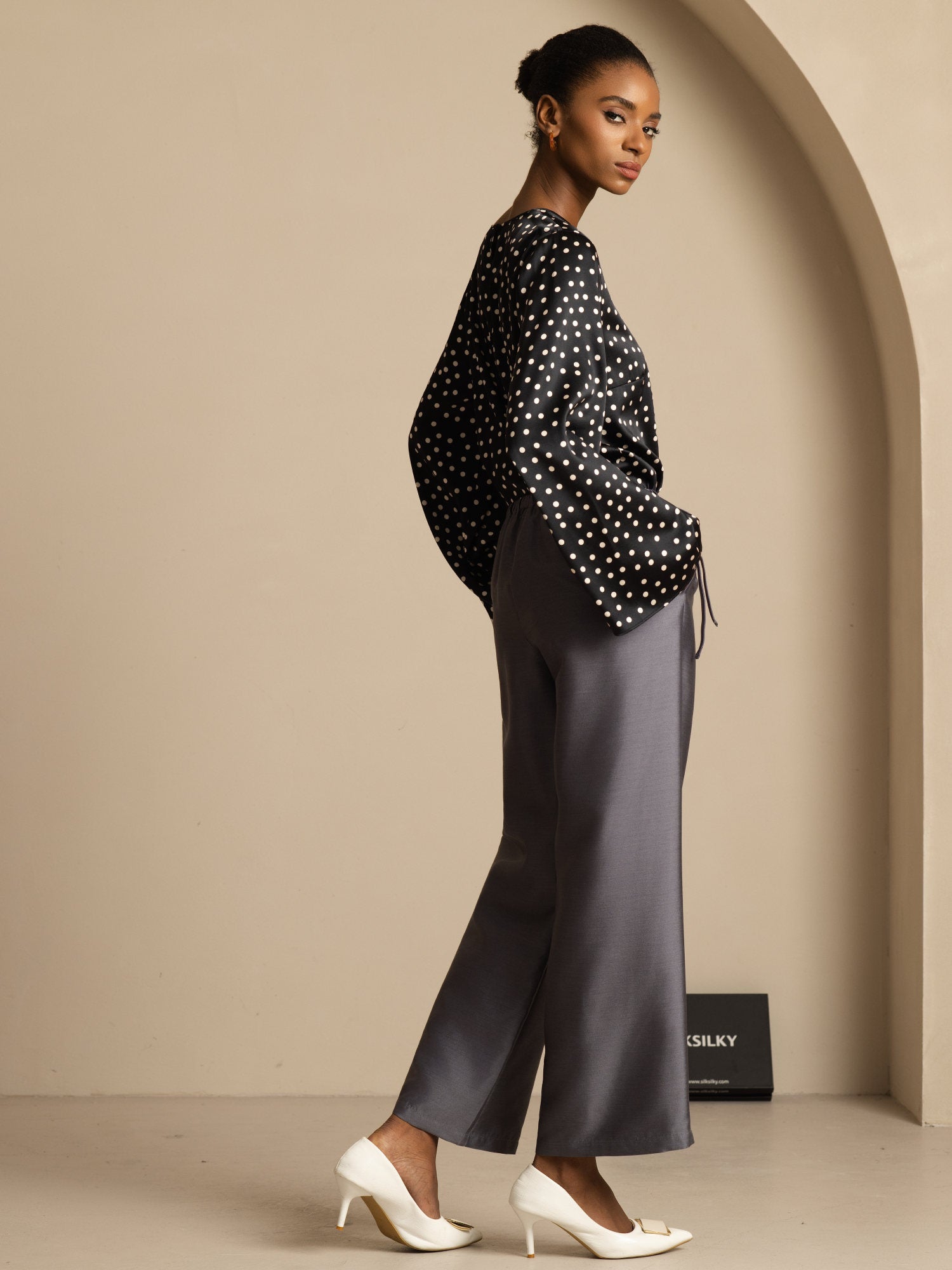 [Prikkete] SilkSilky-NO 19Momme Silke Bell Sleeve Blouse 007