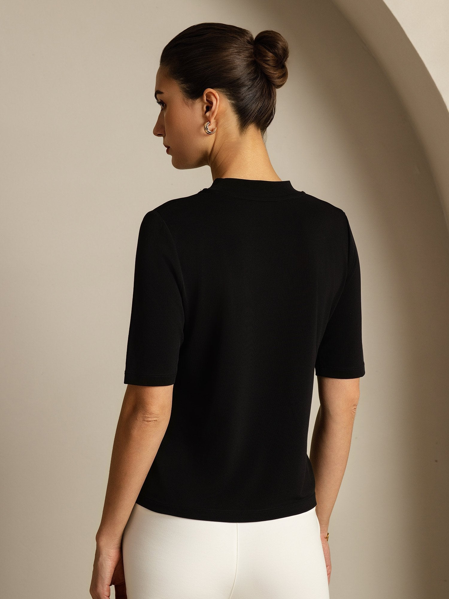 [Svart] SilkSilky-NO Halv erme Crew Neck T-skjorte for Kvinner 002