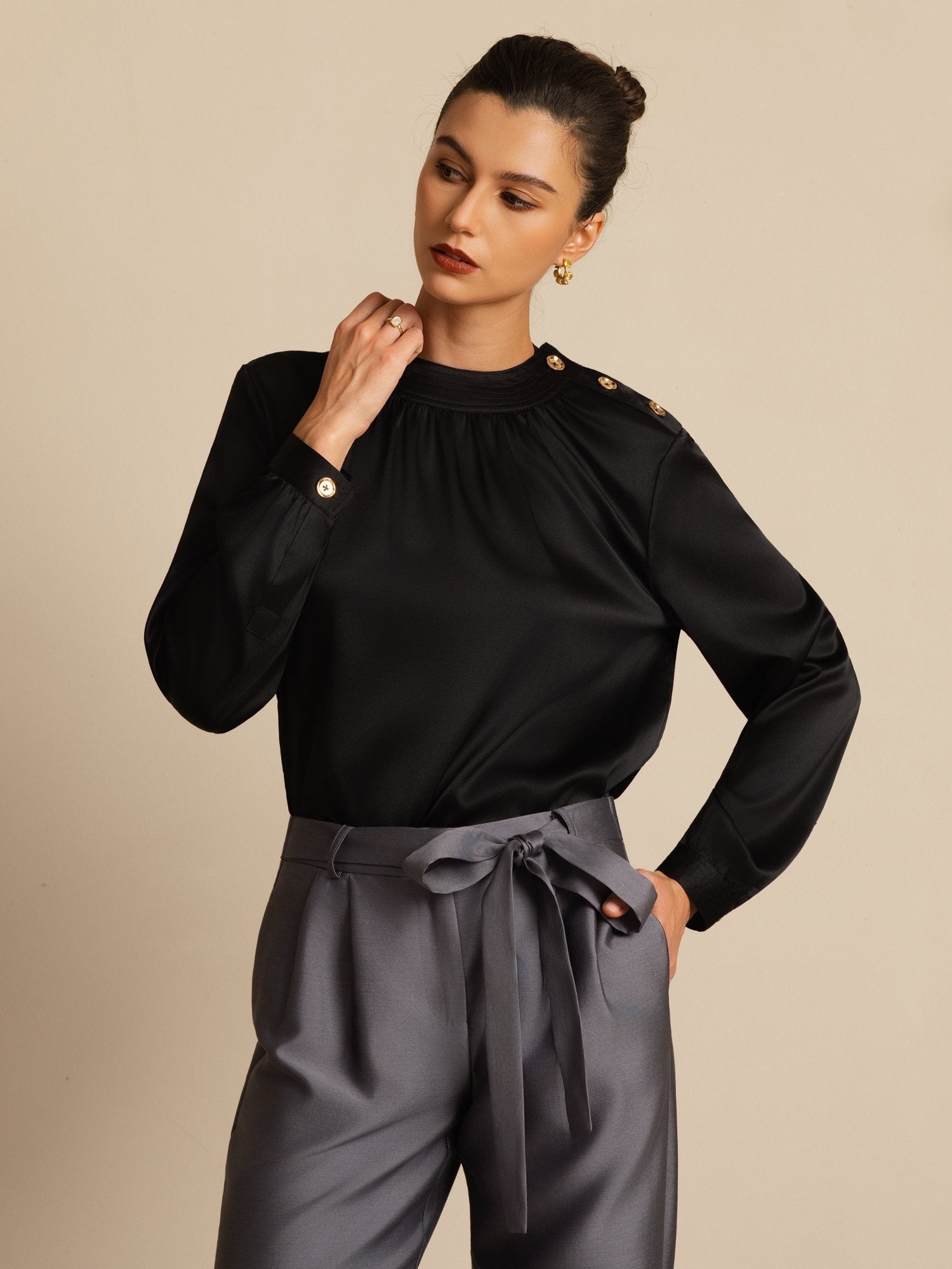 [Svart] SilkSilky-NO 19Momme Silke Langermet Rund Hals Bluse 001