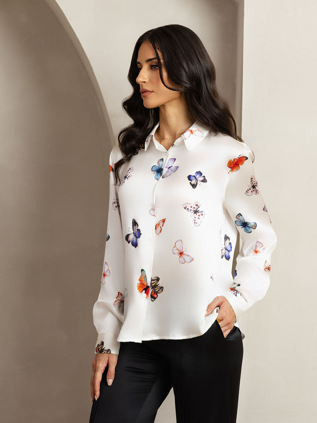 [Hvit Sommerfugl] SilkSilky-NO Silke Lapel Collar Skjorte for Kvinner 005