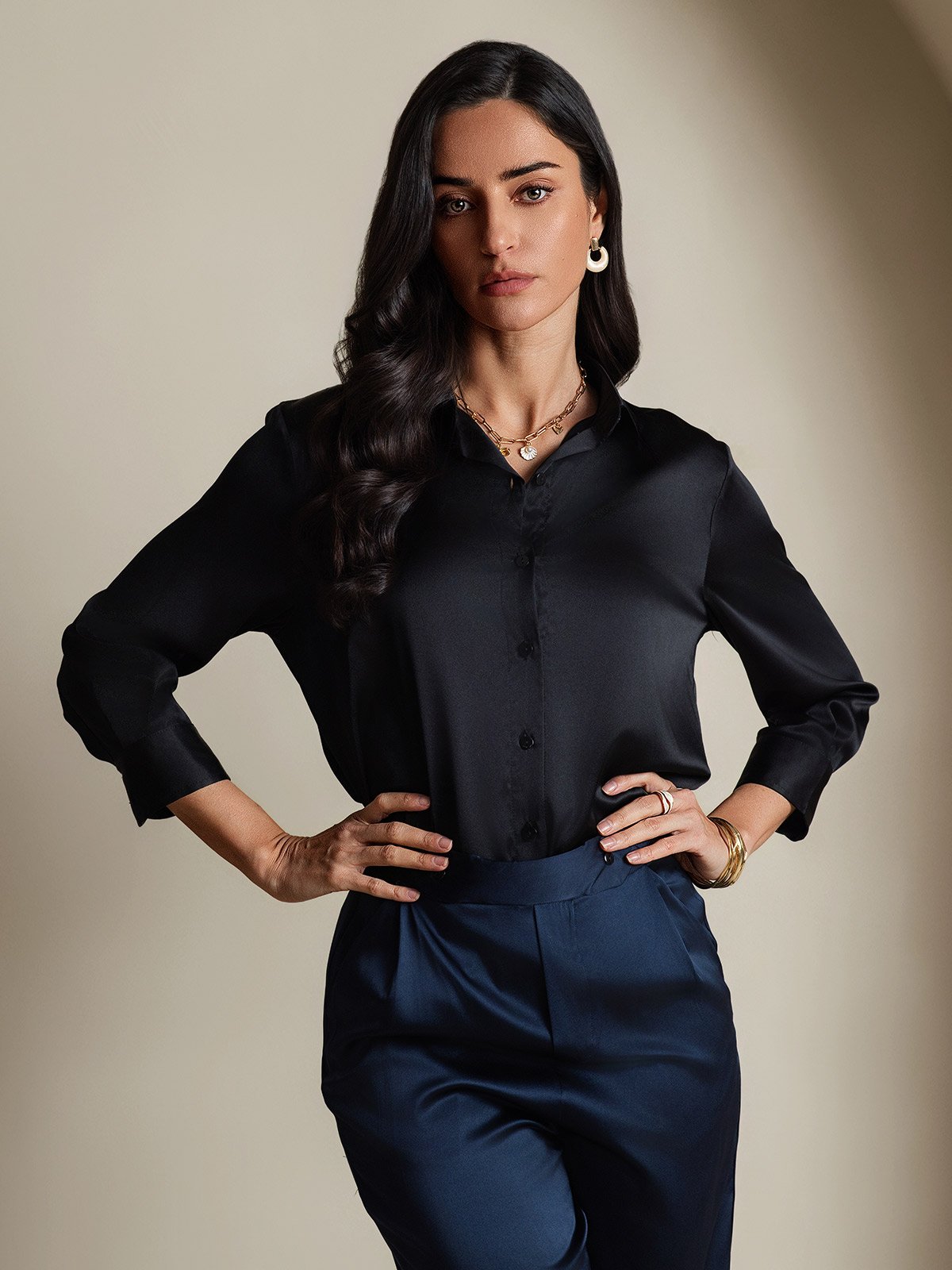 SilkSilky-NO 19Momme Silke Lapel Skjorte for Kvinner Svart 005