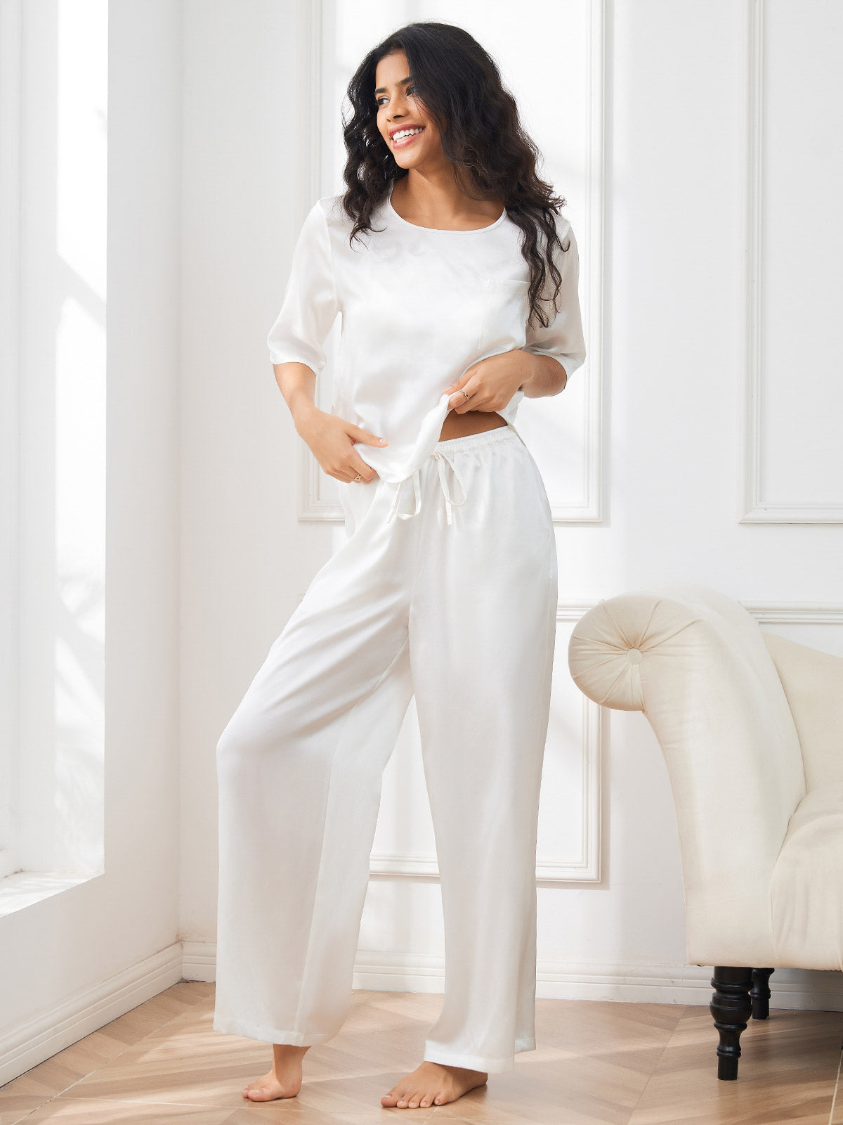 SilkSilky US Pure Silk Half Sleeve Round Neck Women's Pajamas White 006