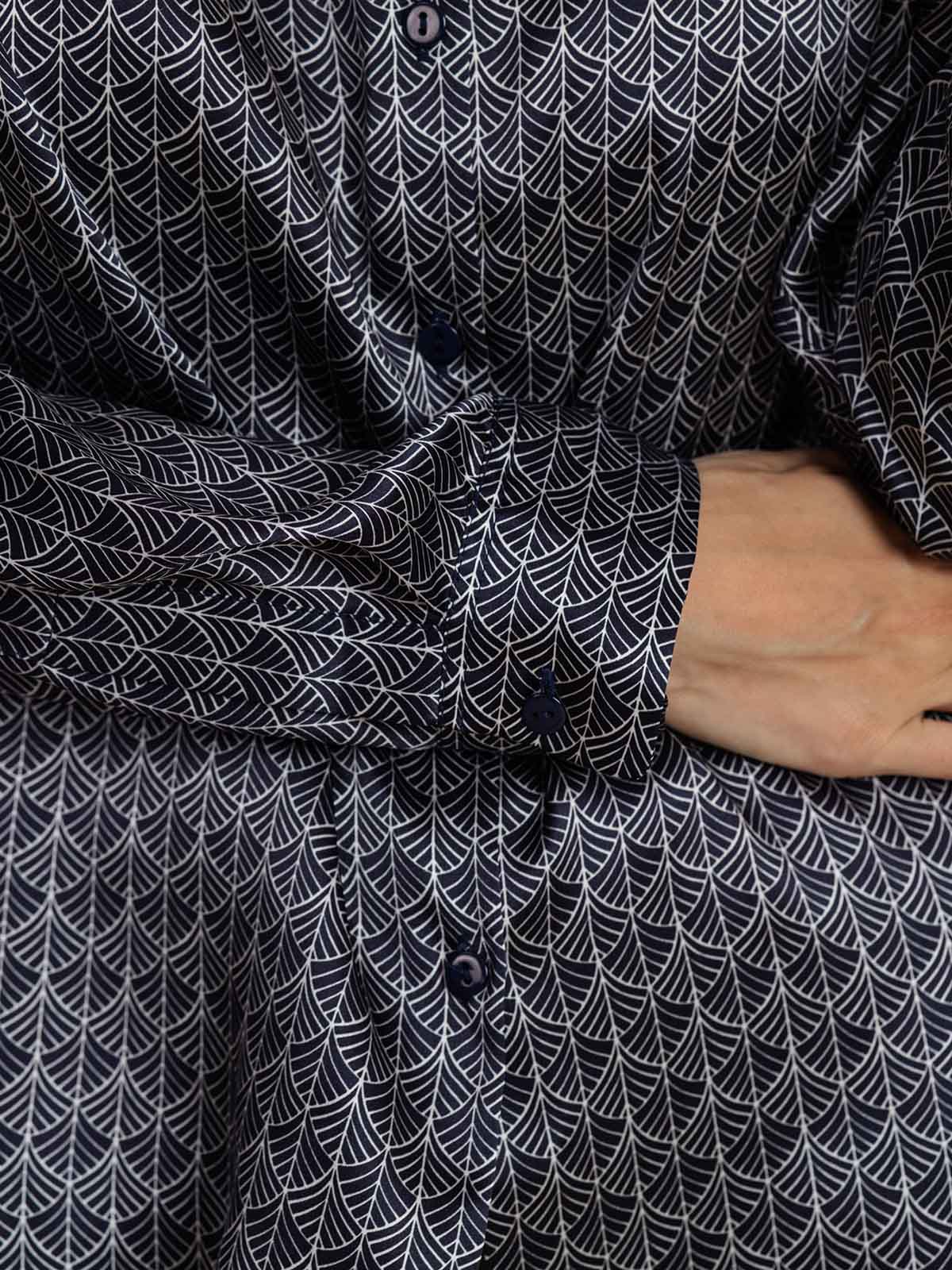 [Marine Ginkgo] SilkSilky-NO Silke Lapel Collar Skjorte for Kvinner 004