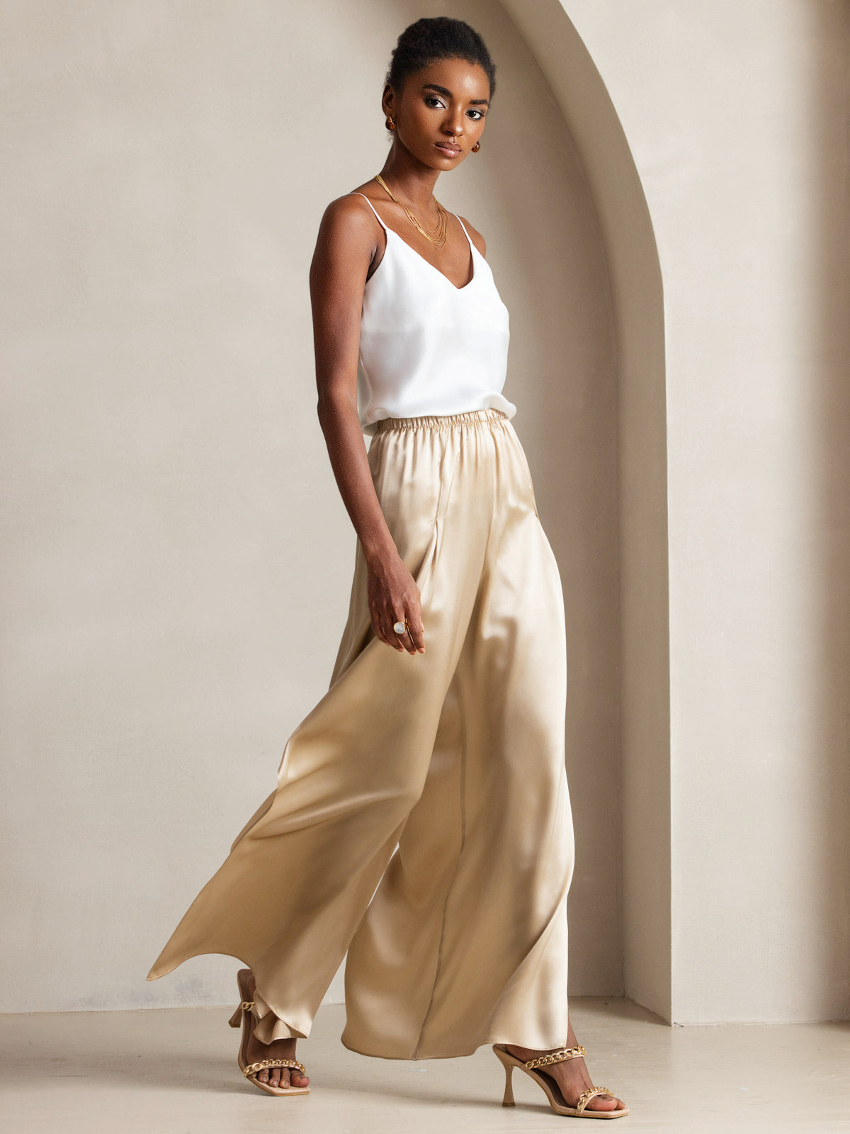 [Hvit] SilkSilky-NO V-Hals Camisole Topp 003