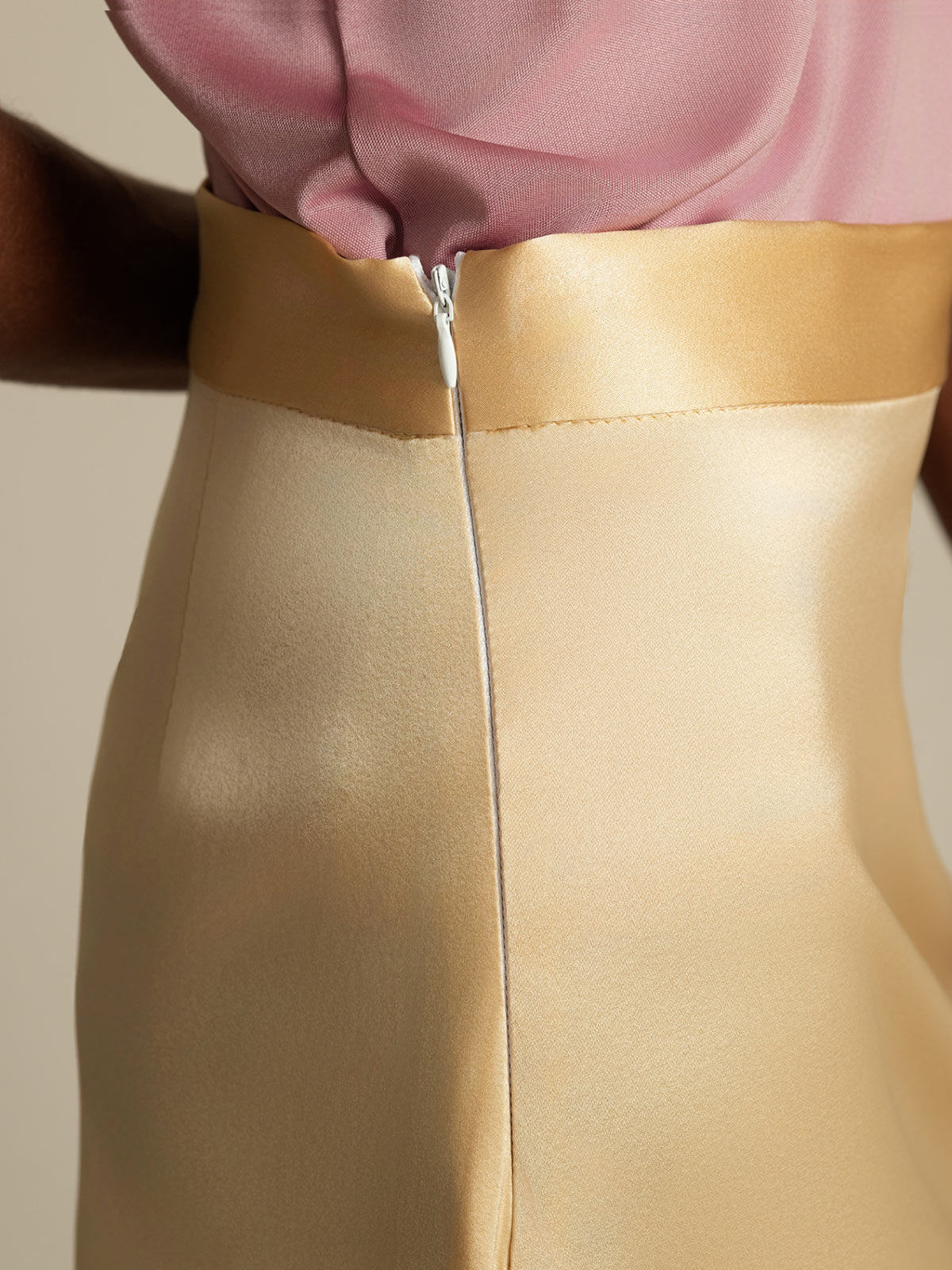 [Champagne] SilkSilky-NO 19Momme Silke Skirt 006