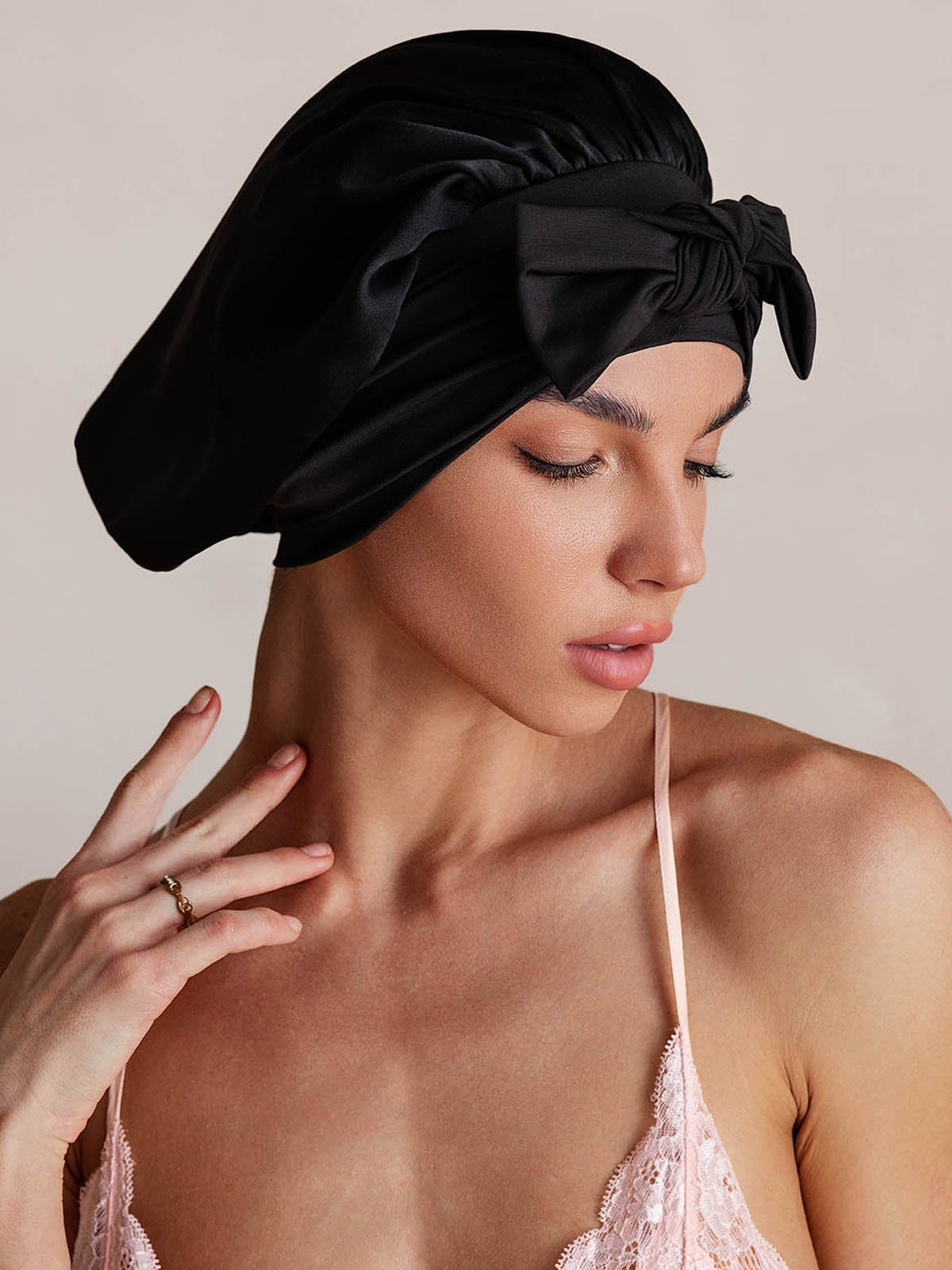 SilkSilky-NO Silke Sleep Cap Svart 002