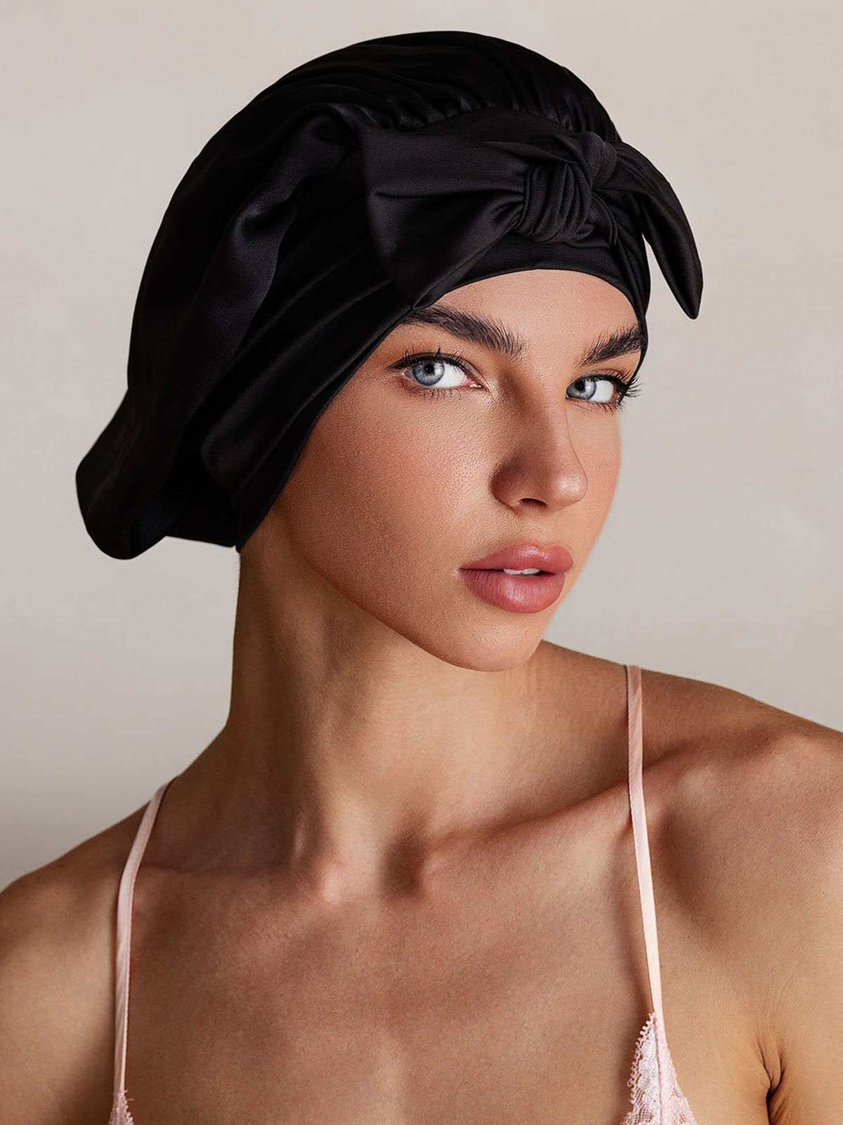 SilkSilky-NO Silke Sleep Cap Svart 001