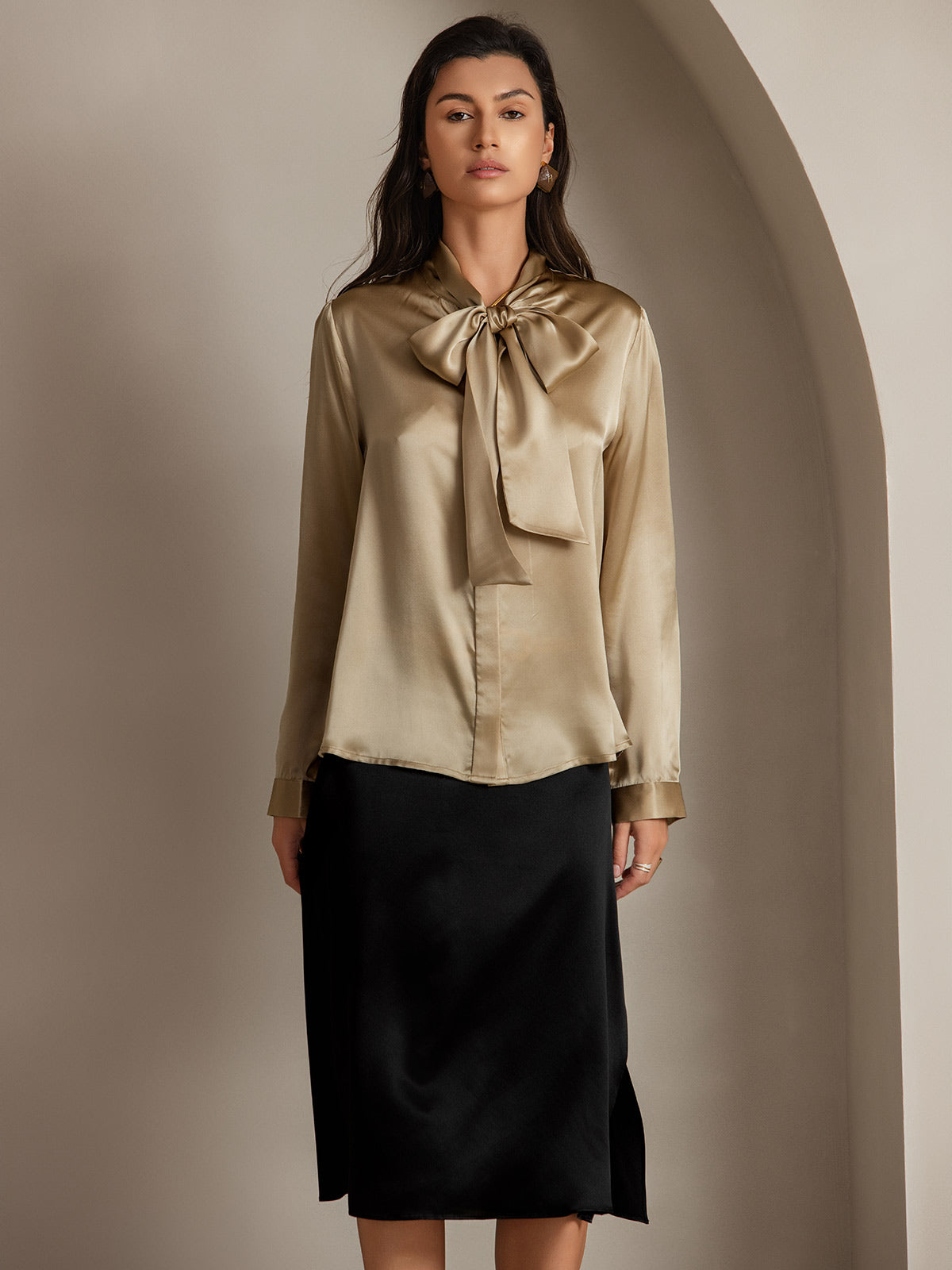 [Champagne] SilkSilky-NO 19Momme Silke Long Sleeve Tie Neck Skjorte for Kvinner 003