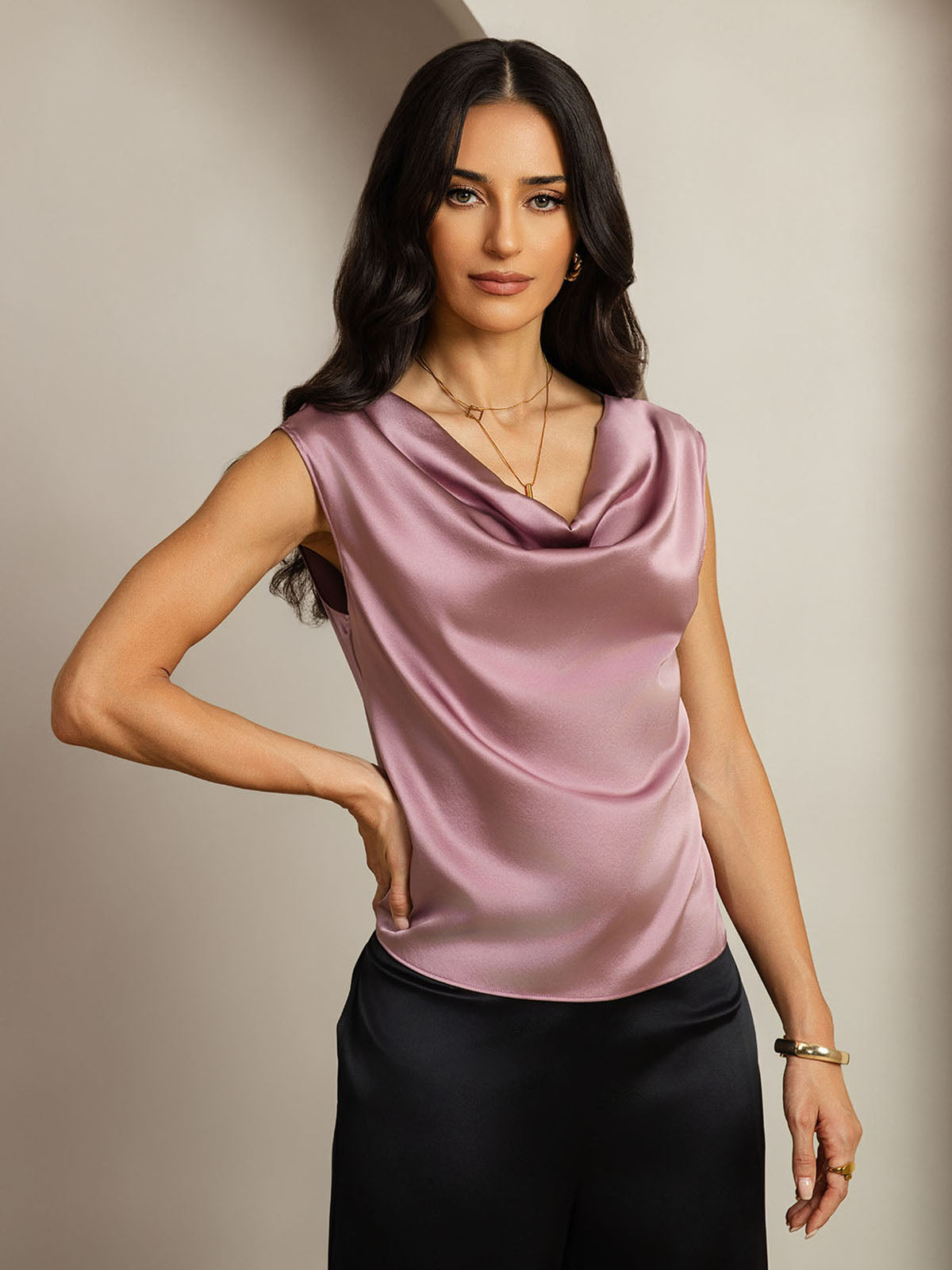 [Blek Mauve] SilkSilky-NO 19Momme Silke Cowl Neck T-skjorte for Kvinner 001