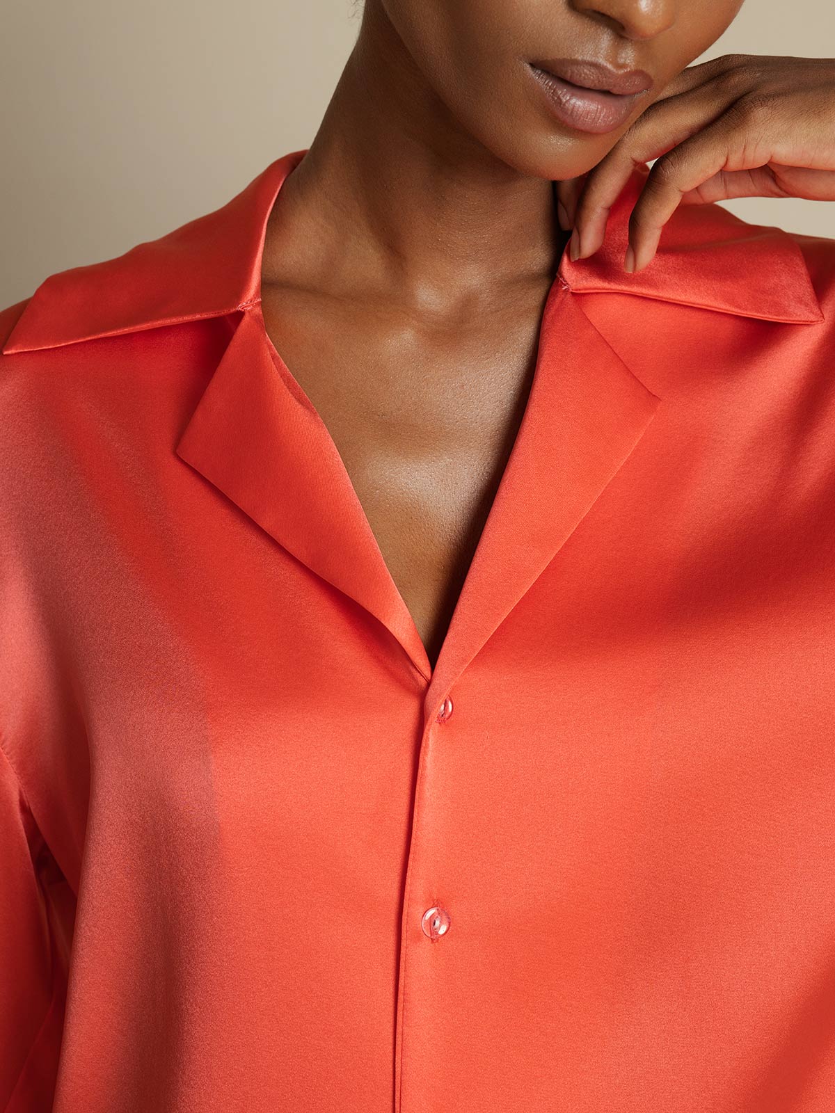 [Keiserlig Rød] SilkSilky-NO 19Momme Silke Notch Collar Skjorte for Kvinner 003