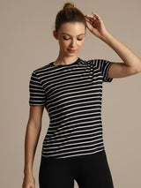 [Svart Stripe] SilkSilky-NO Kort erm Tett Crew Neck T-skjorte for Kvinner 004