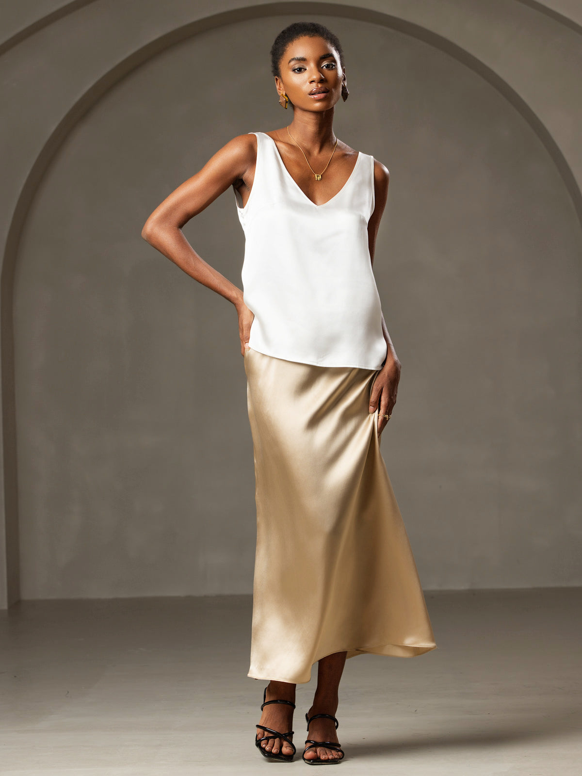[Hvit] SilkSilky-NO Sleeveless V Neck Camisole Topp 002