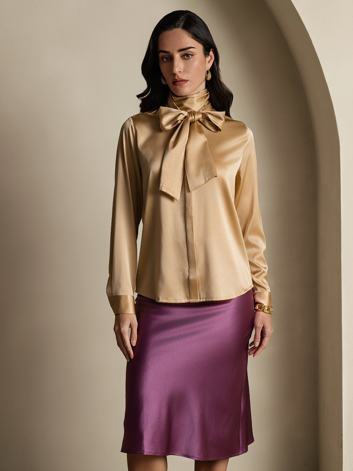 [Champagne] SilkSilky-NO 19Momme Silke Long Sleeve Tie Neck Skjorte for Kvinner 001
