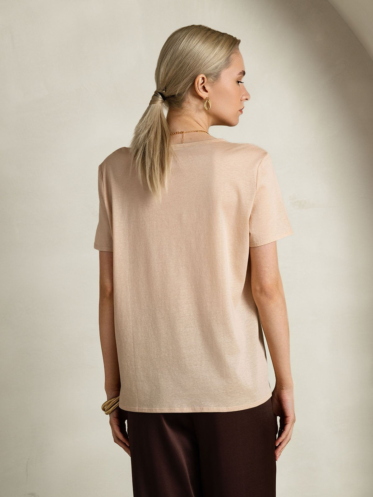 SilkSilky-NO U-hals T-skjorte for Kvinner Beige 002