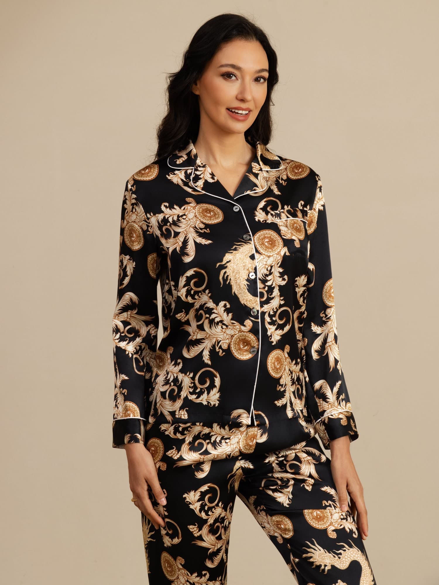 [Svart Drage] SilkSilky-NO Langermet Notchkrage Pyjamas for Kvinner 004