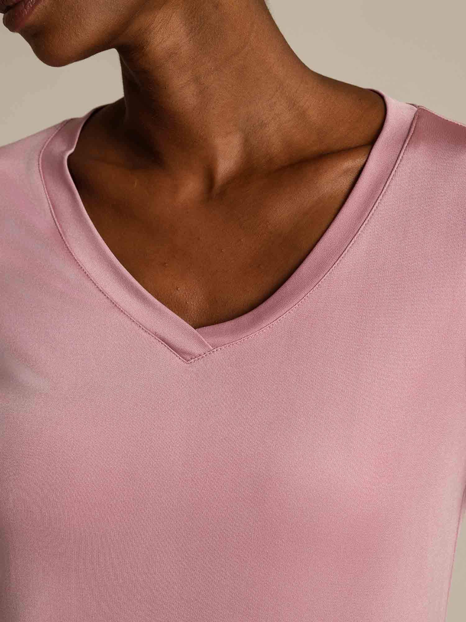 [BlekMauve] SilkSilky-NO Silke Womens T-Shirt 004