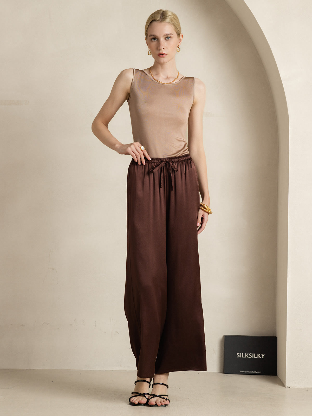 [Kaffe] SilkSilky-NO Silk Knitted Sleeveless Round Neck T-skjorte for Kvinner 008
